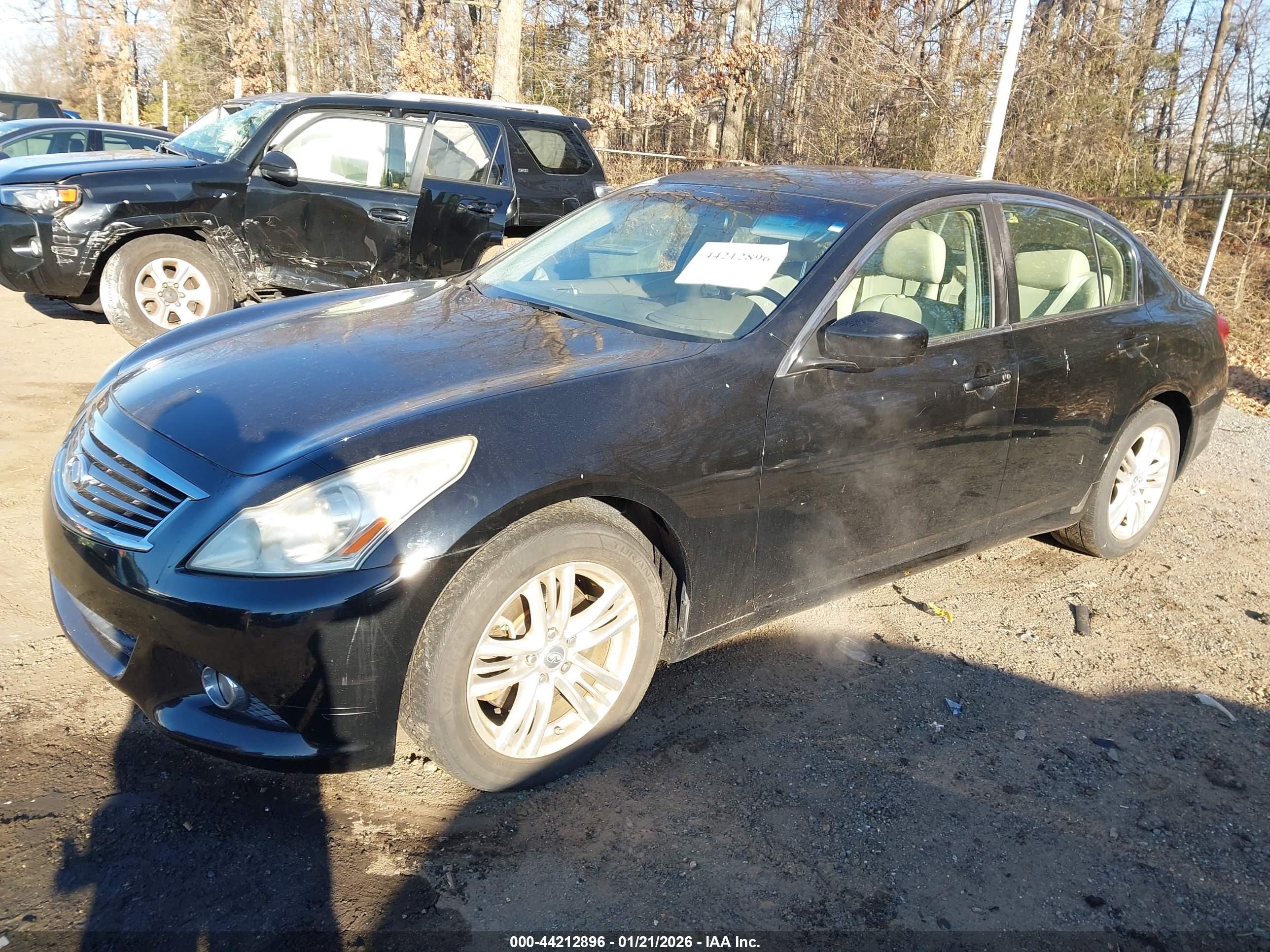INFINITI G25 image 2
