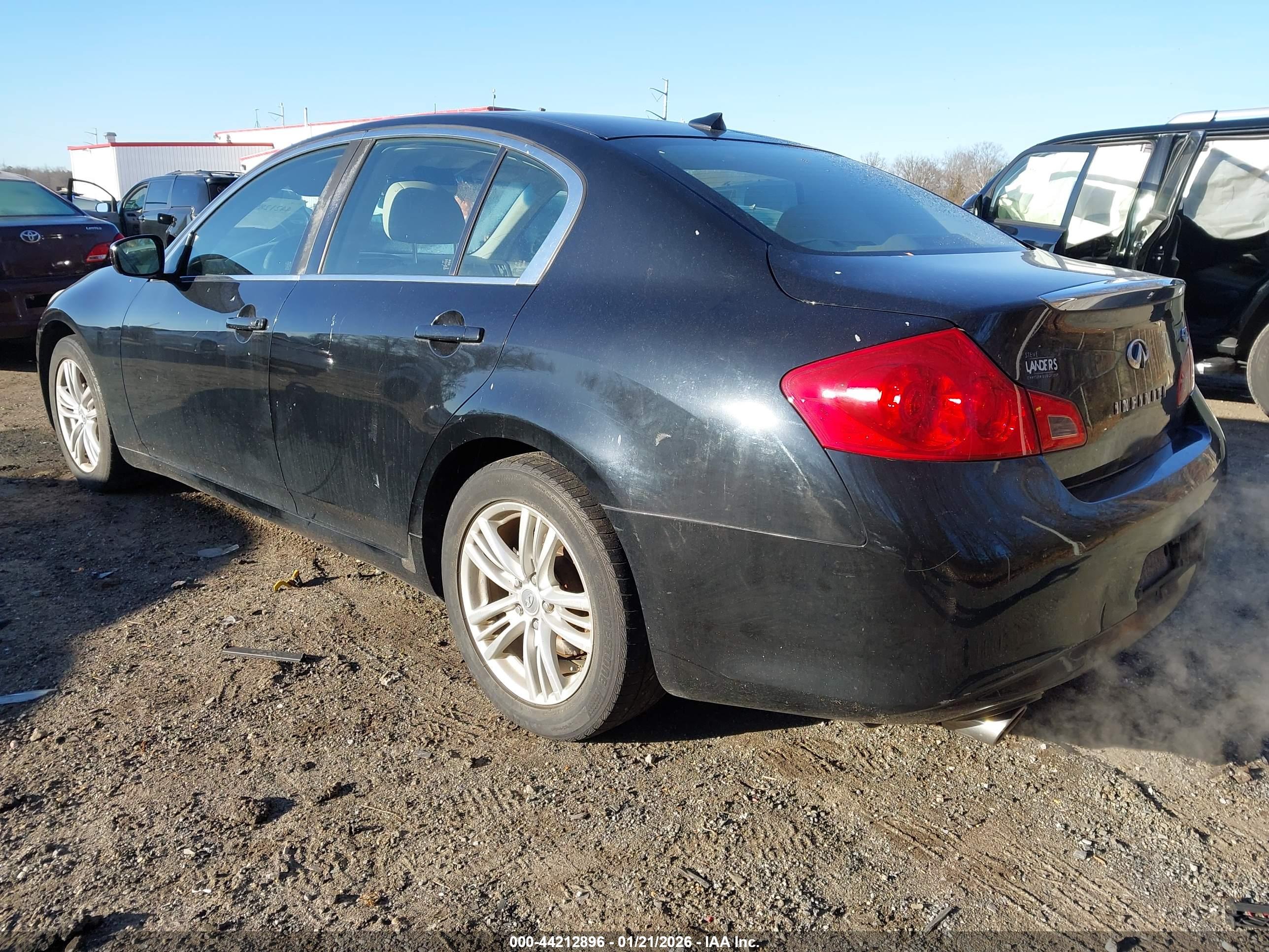 INFINITI G25 image 3