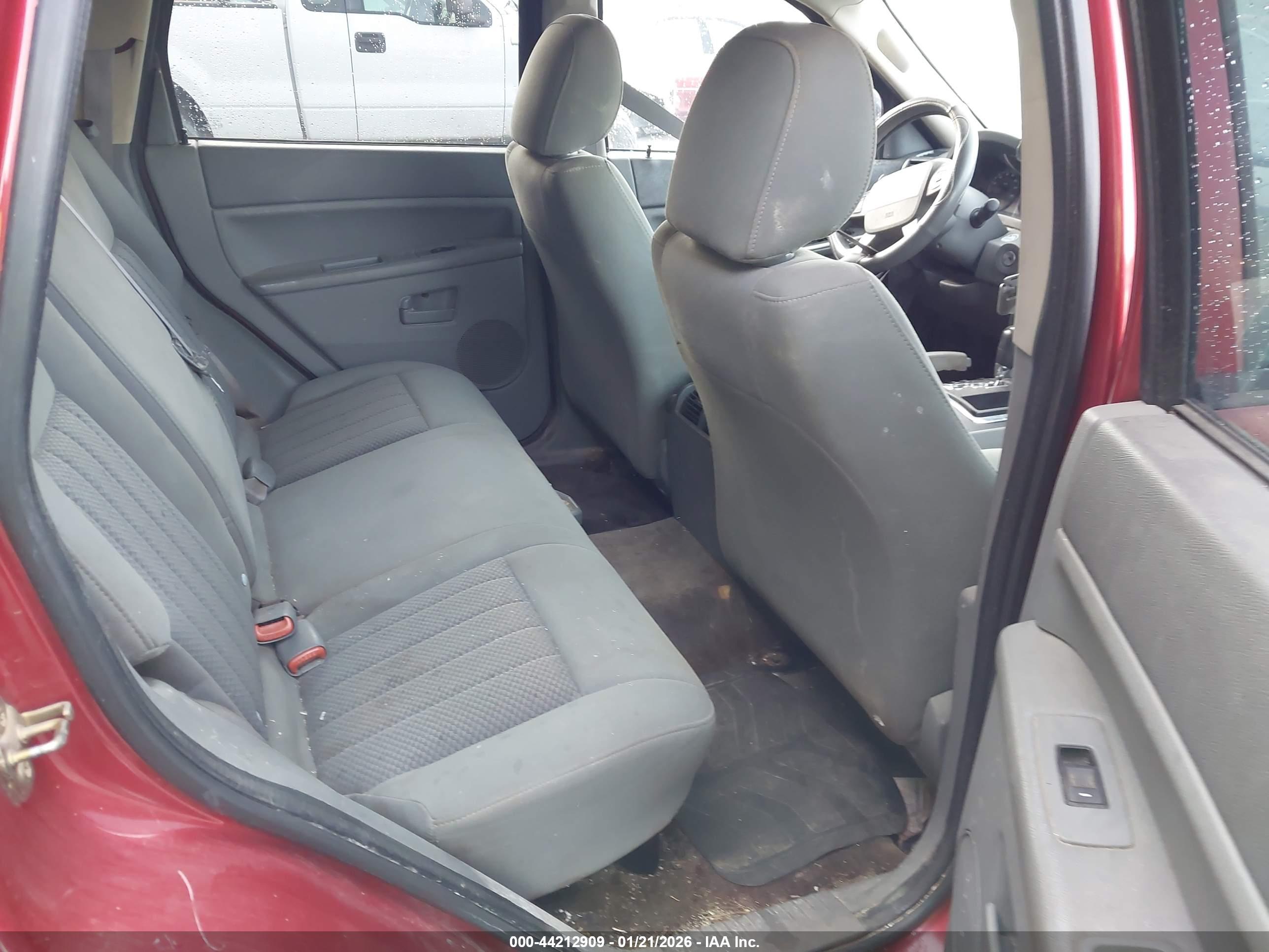 JEEP GRAND image 8