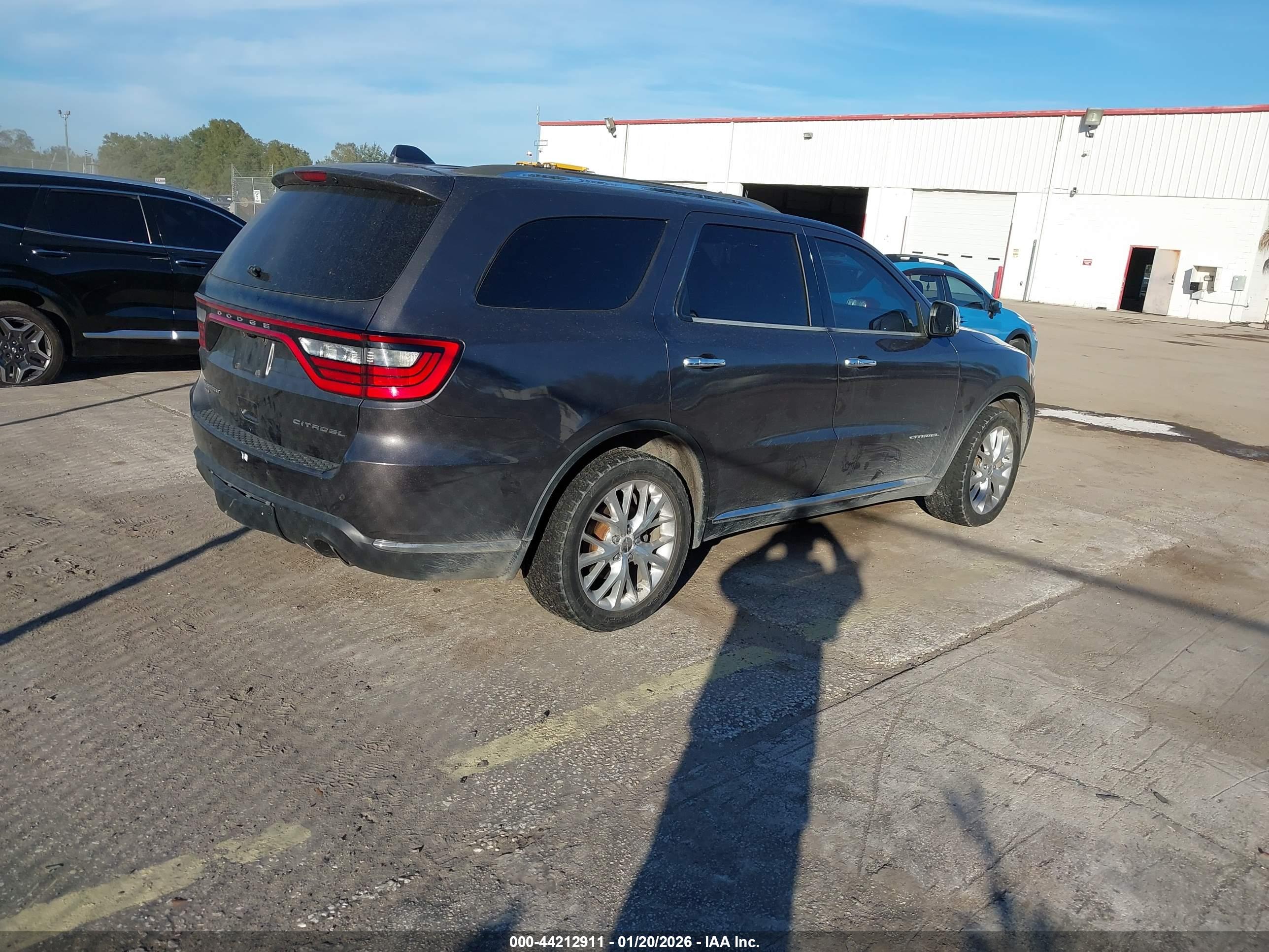 DODGE DURANGO image 4