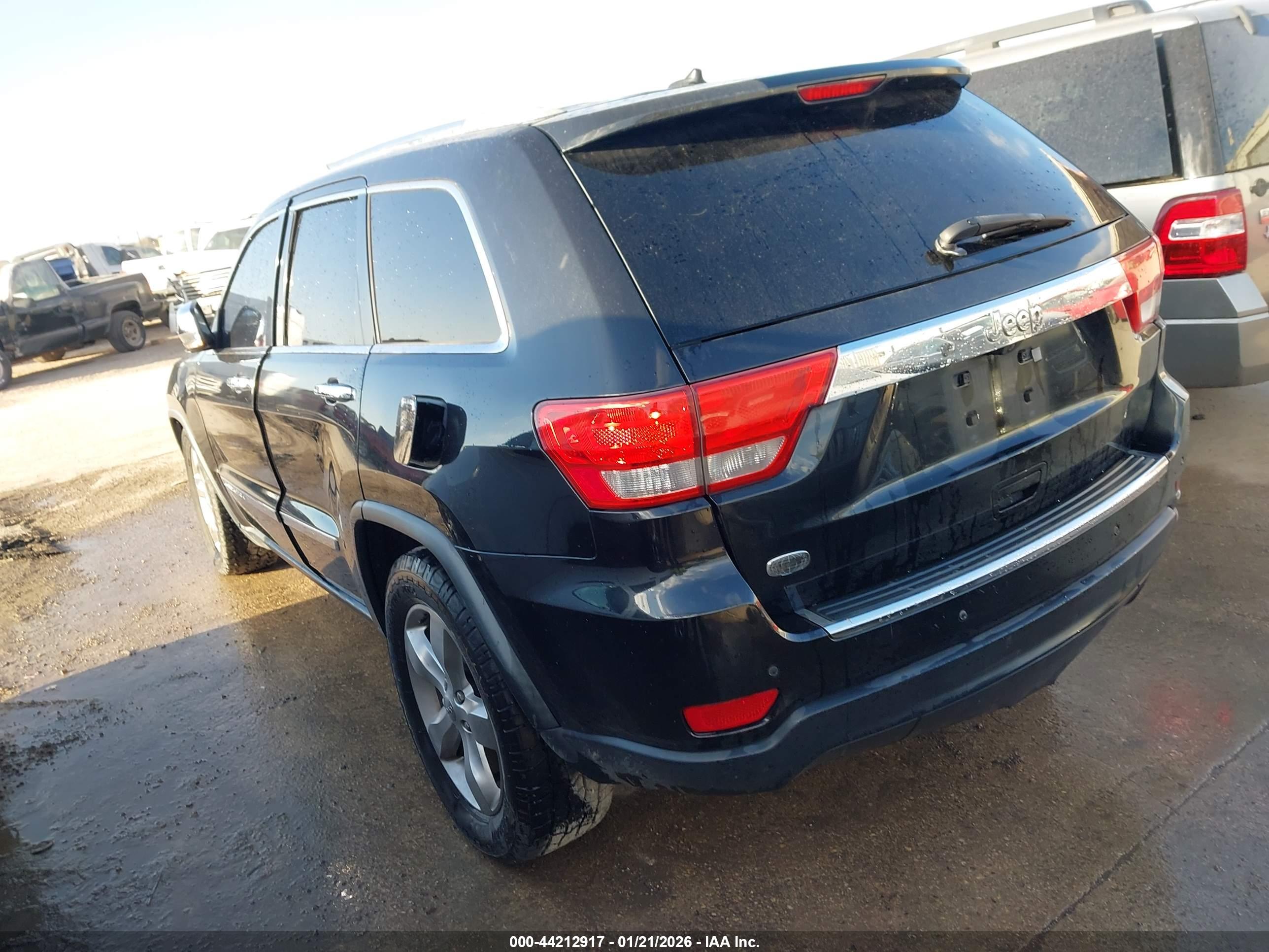 JEEP GRAND image 3