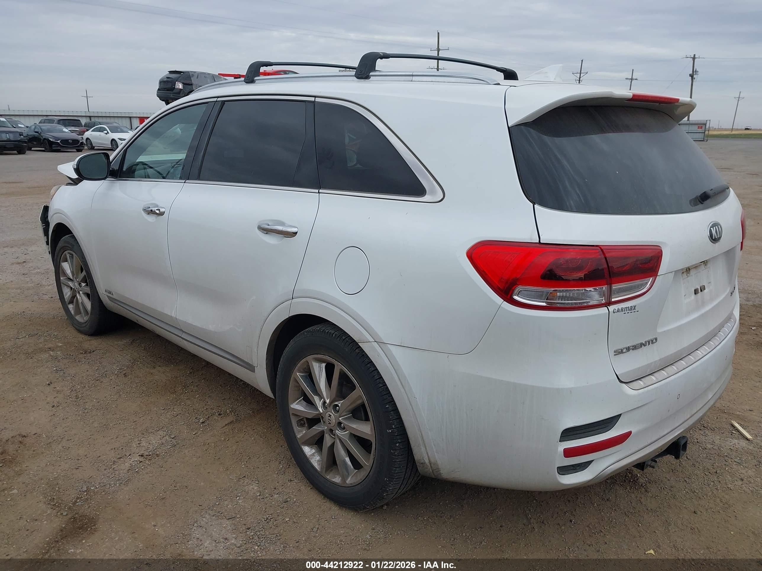KIA SORENTO image 3