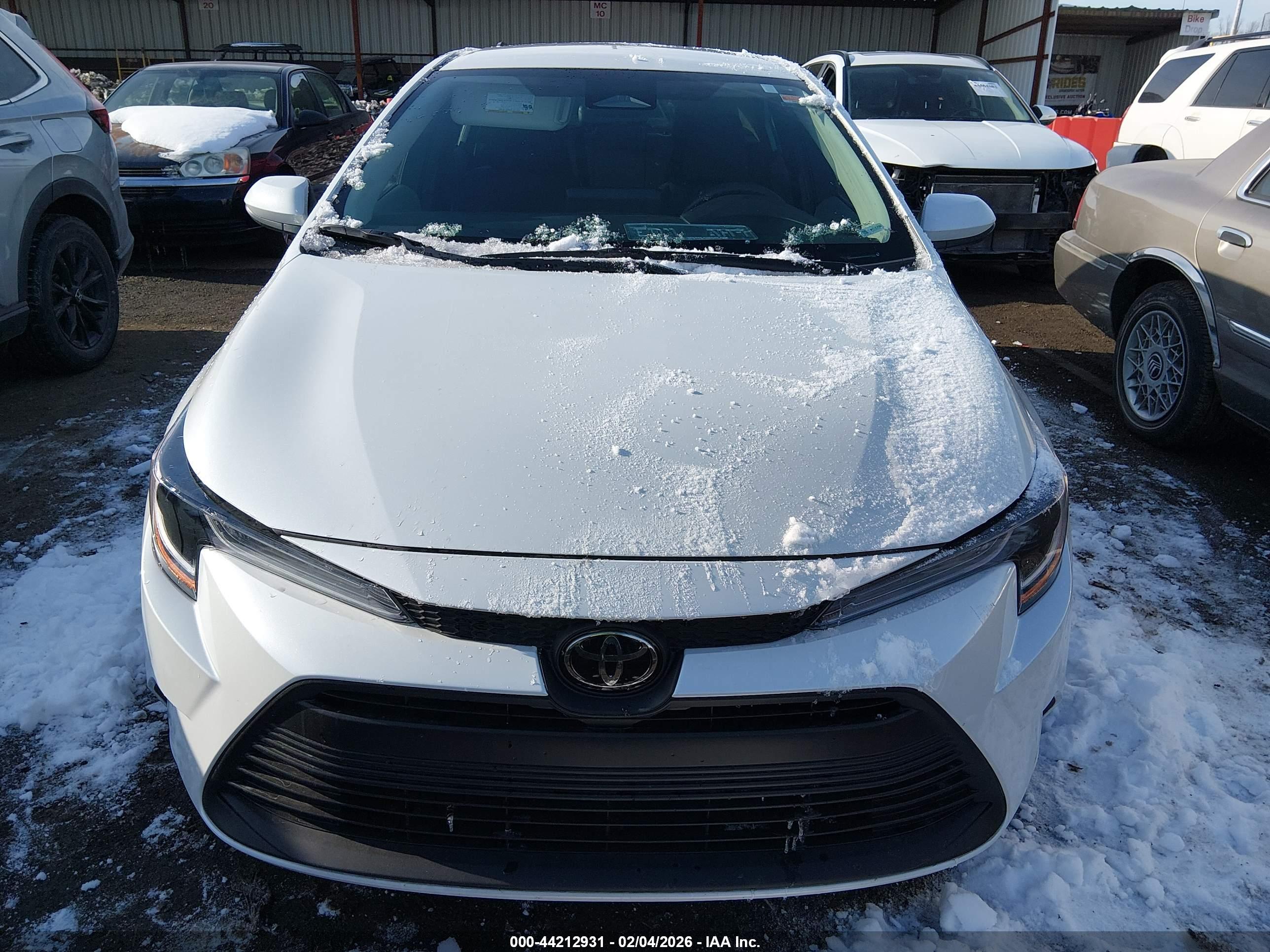 TOYOTA COROLLA image 6