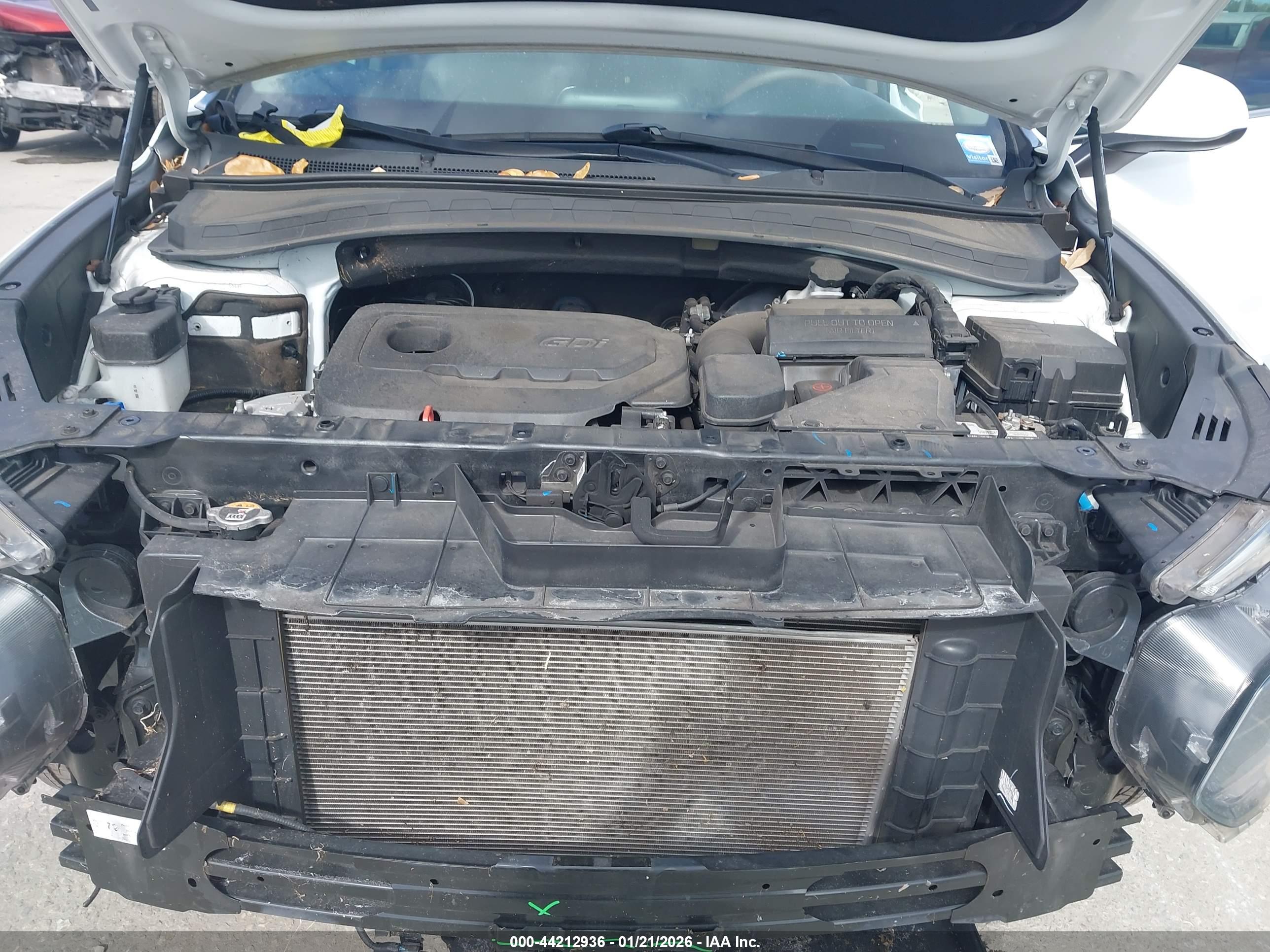 HYUNDAI SANTA image 10
