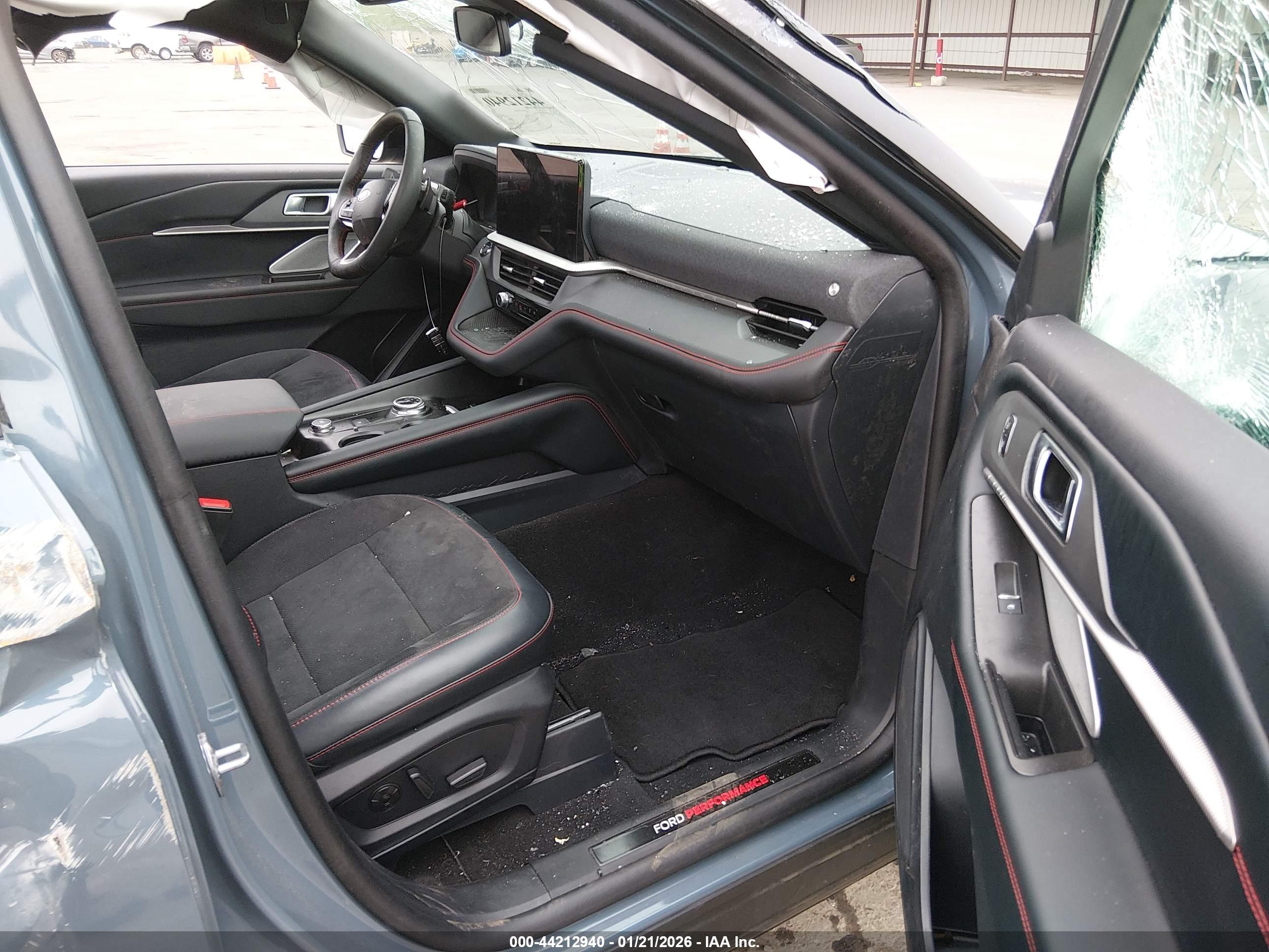 FORD EXPLORER image 5