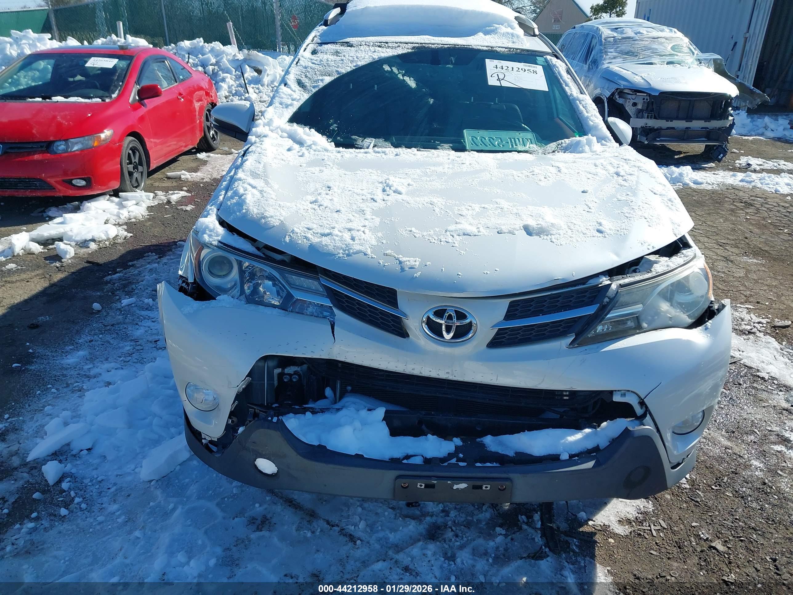TOYOTA RAV4 image 6