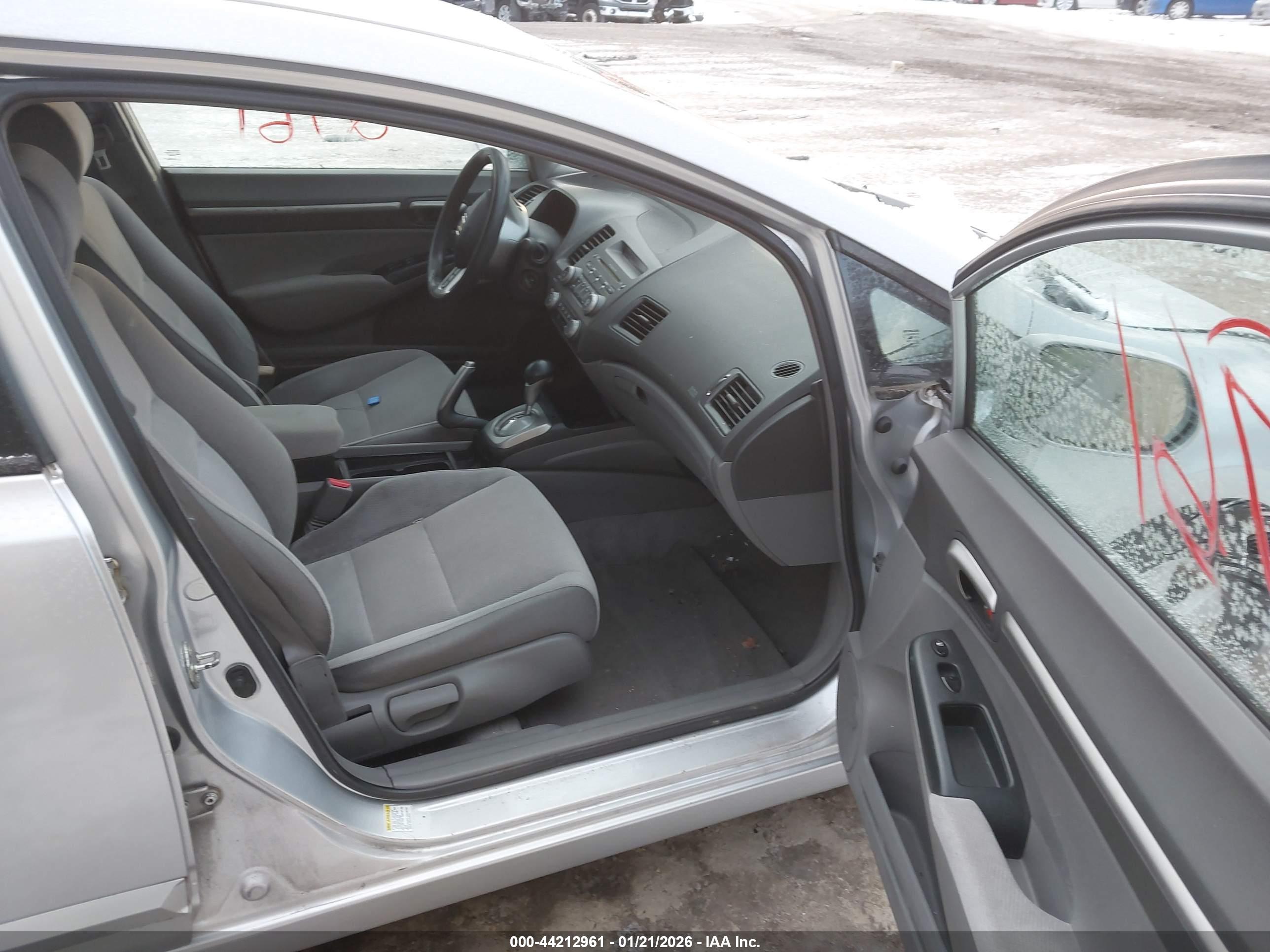 HONDA CIVIC image 5