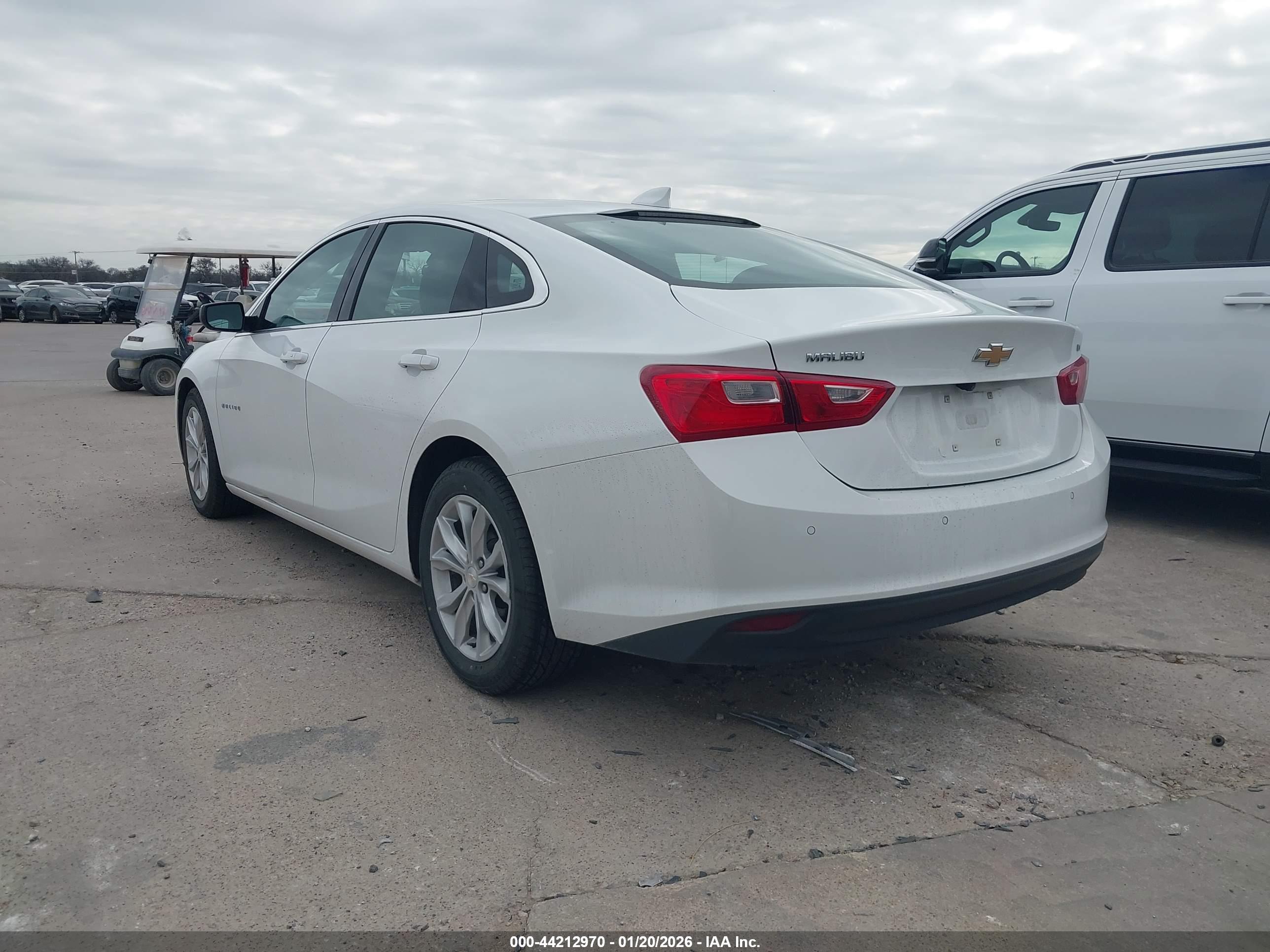 CHEVROLET MALIBU image 3