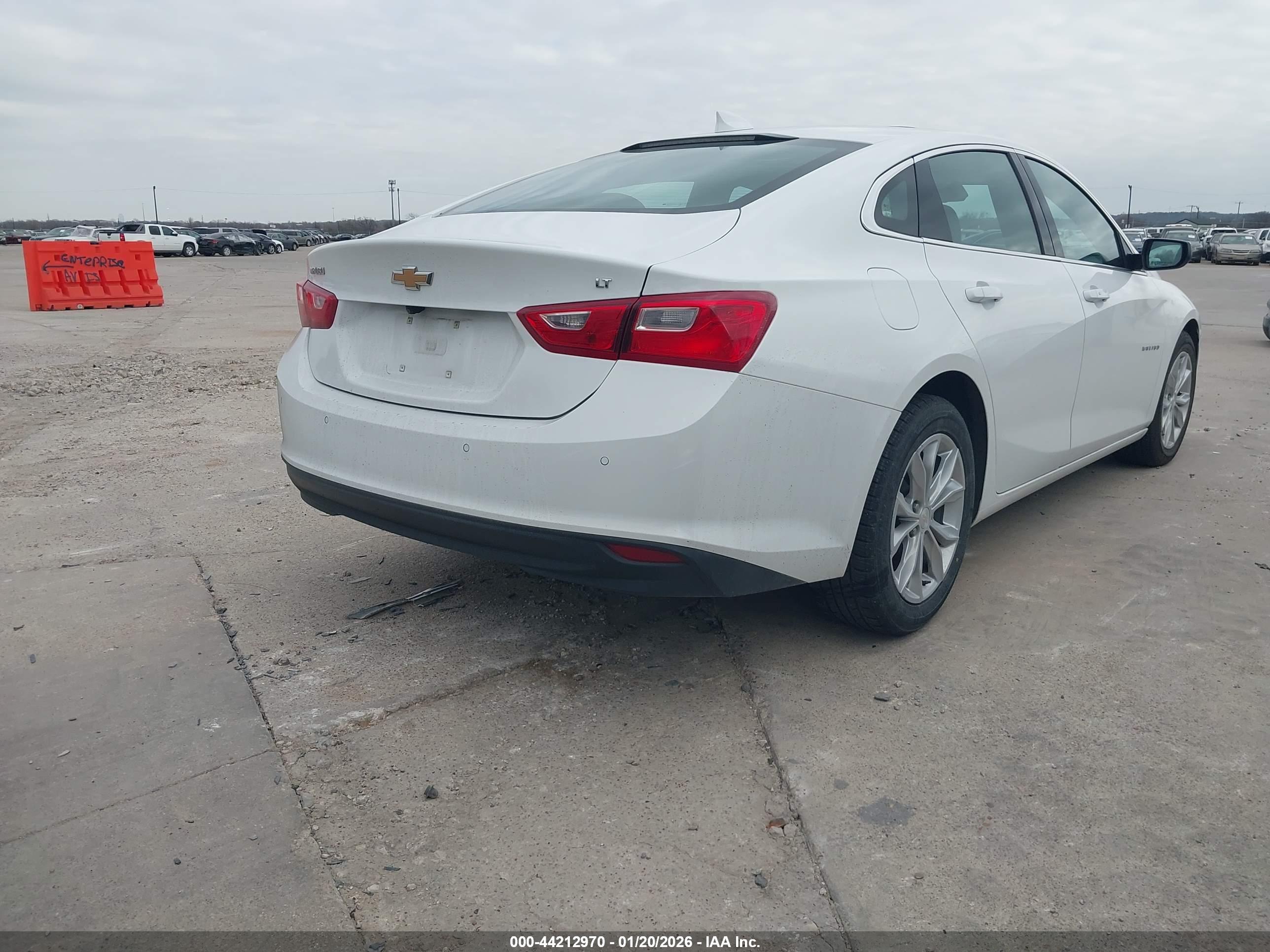 CHEVROLET MALIBU image 4