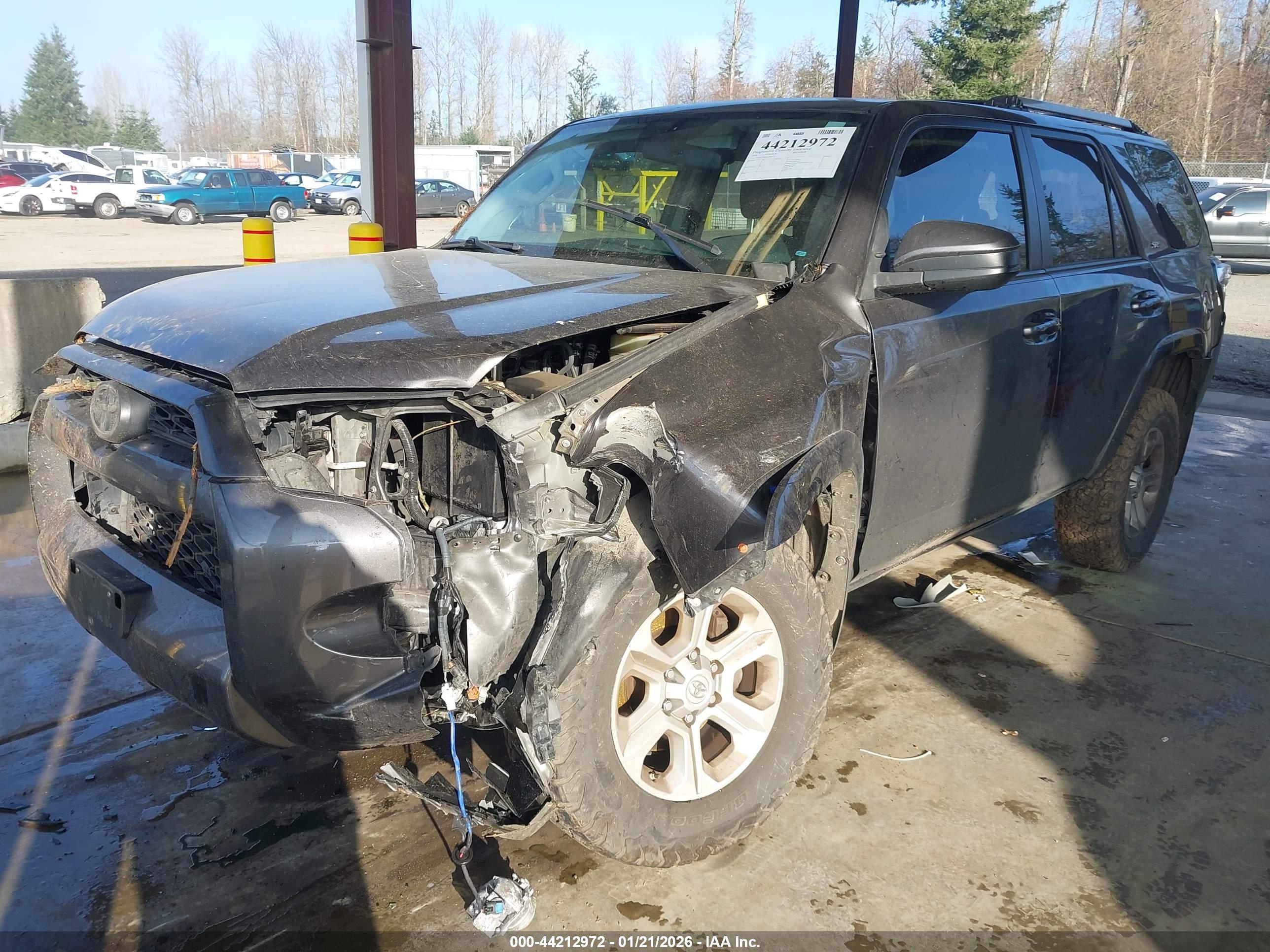 TOYOTA 4RUNNER image 6