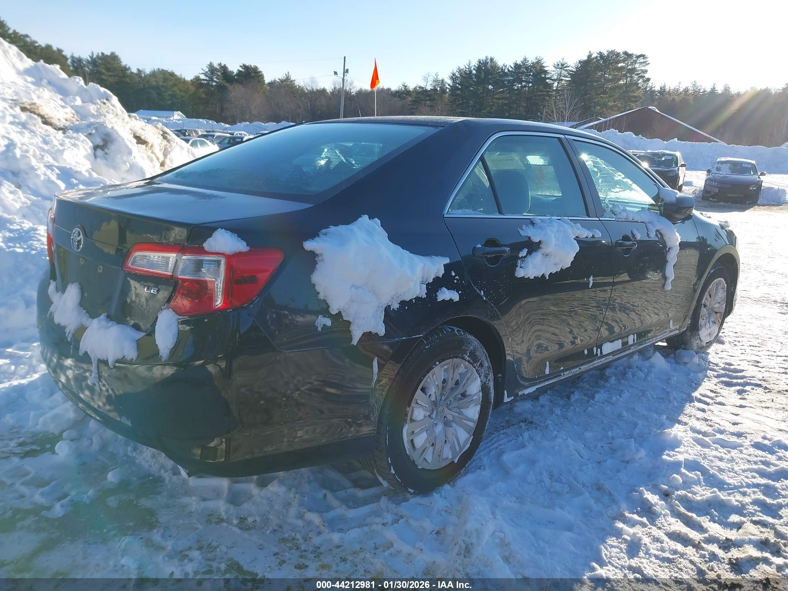TOYOTA CAMRY image 4
