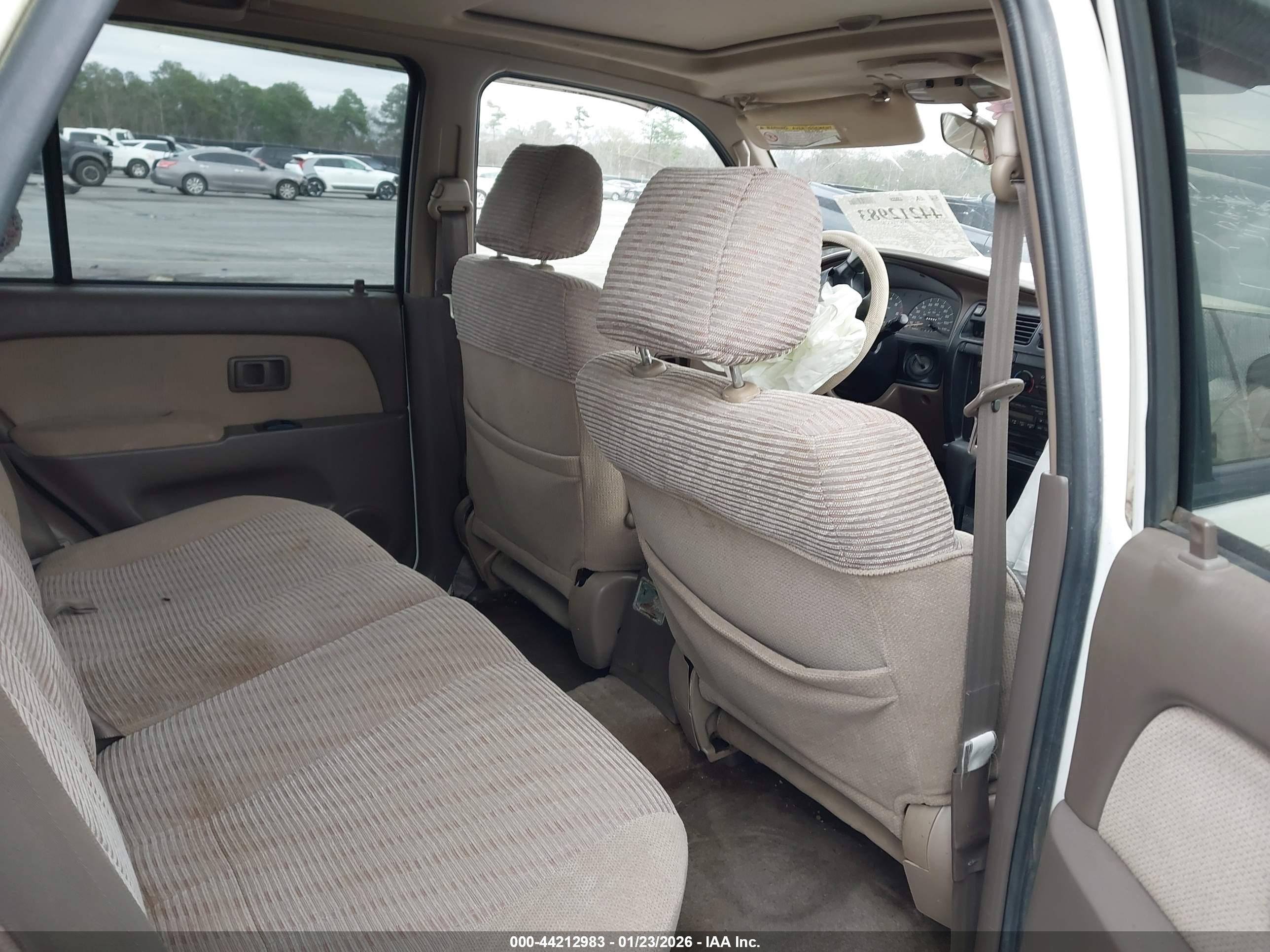 TOYOTA 4RUNNER image 8