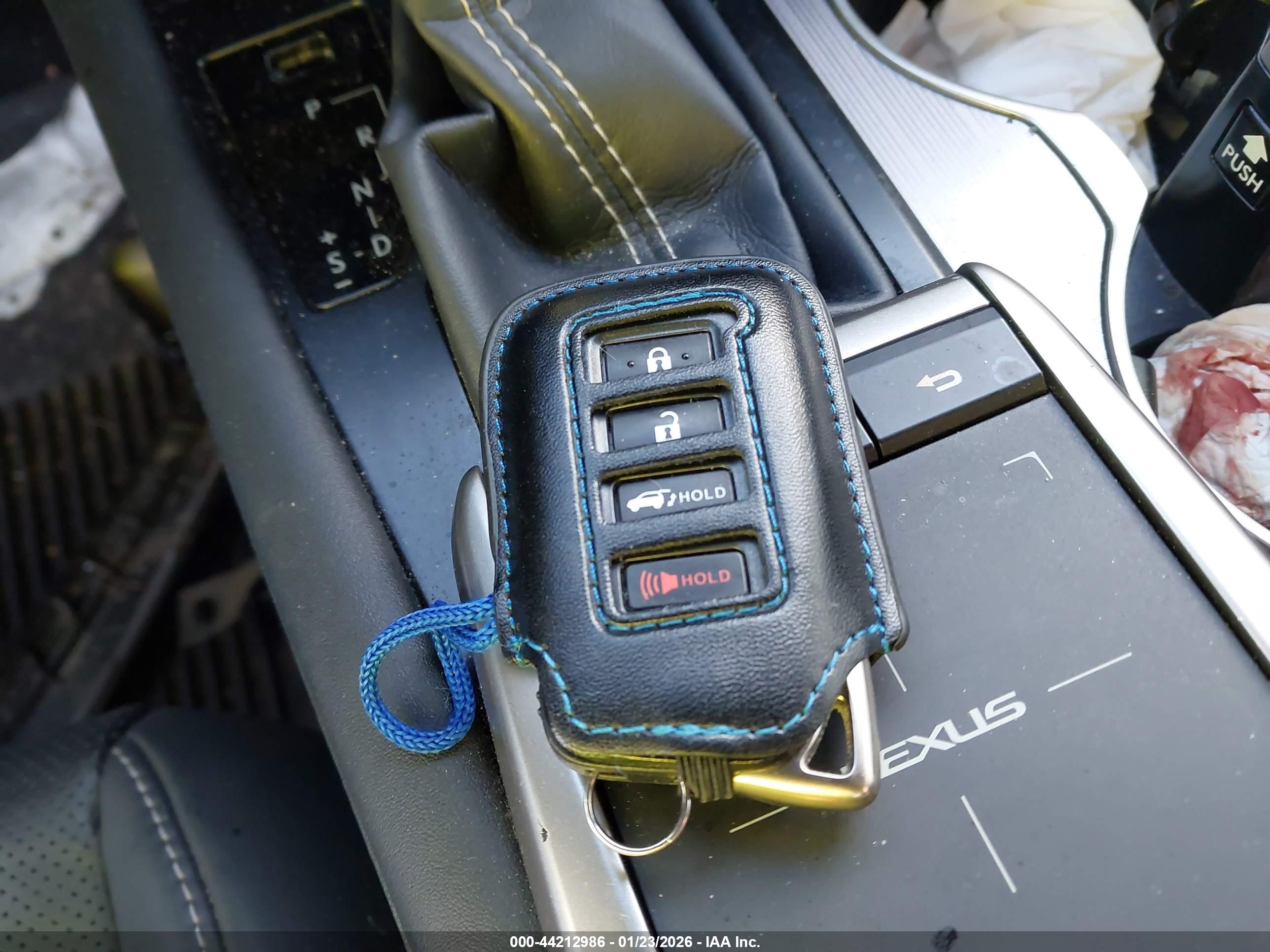 LEXUS RX image 11
