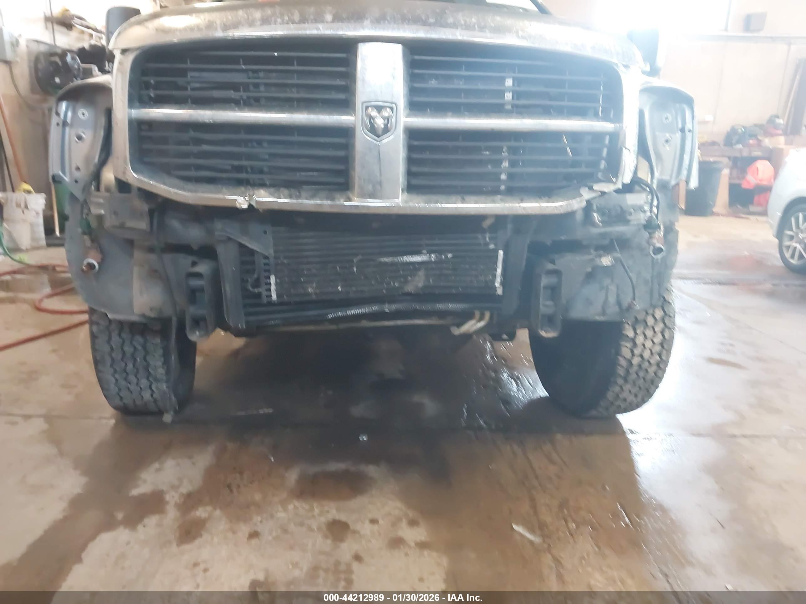 DODGE RAM image 6