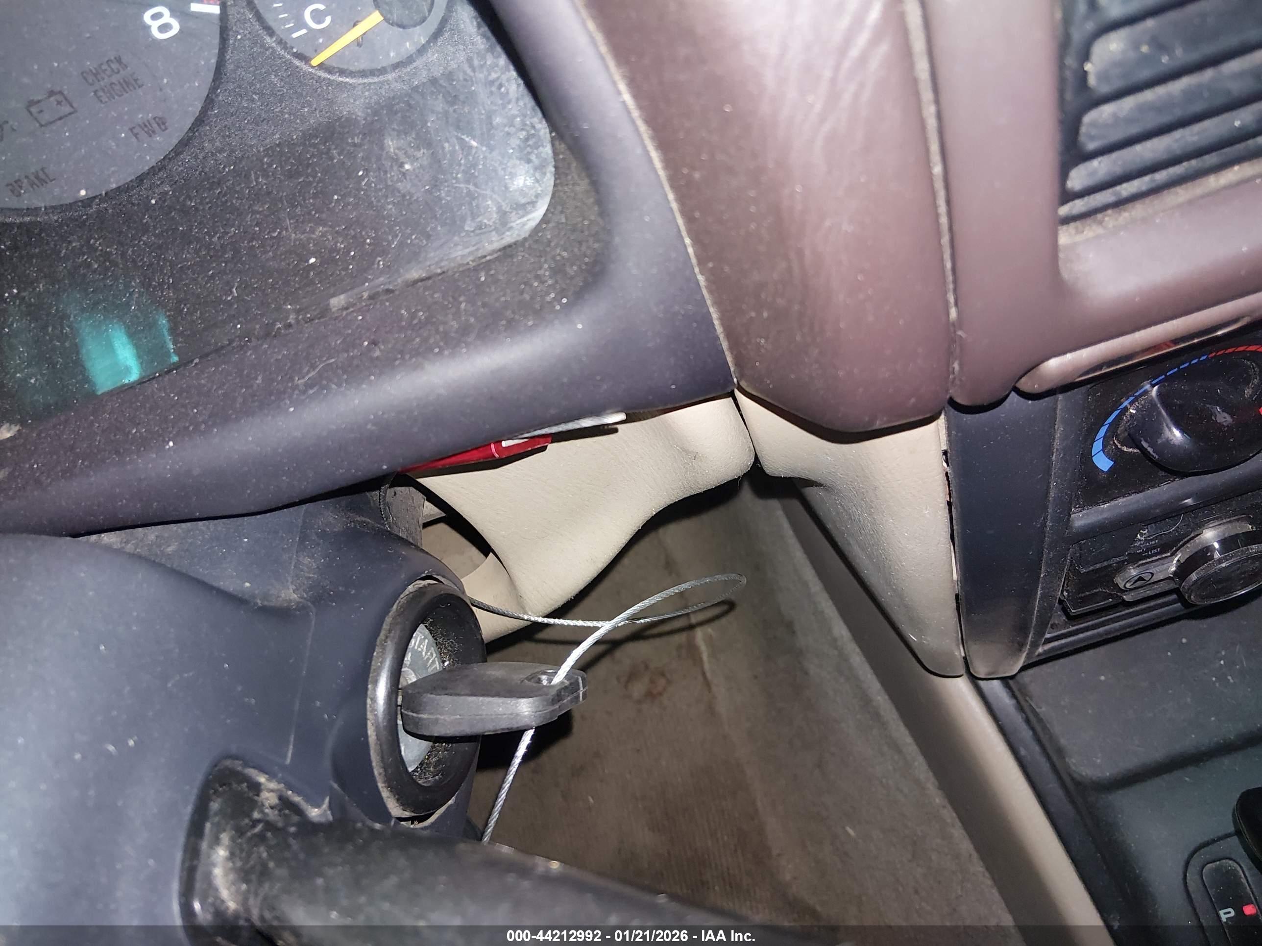SUBARU FORESTER image 11