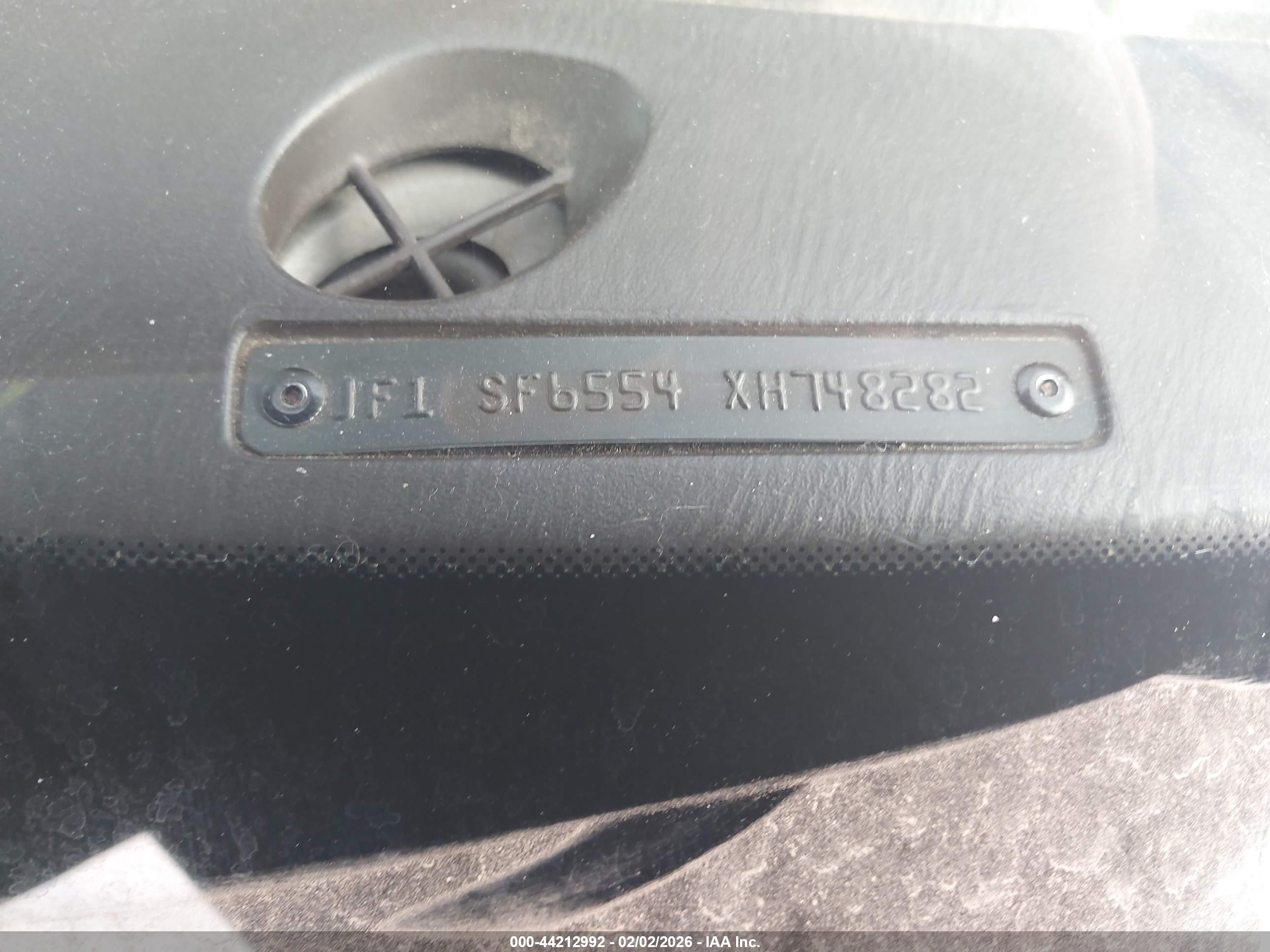 SUBARU FORESTER image 9