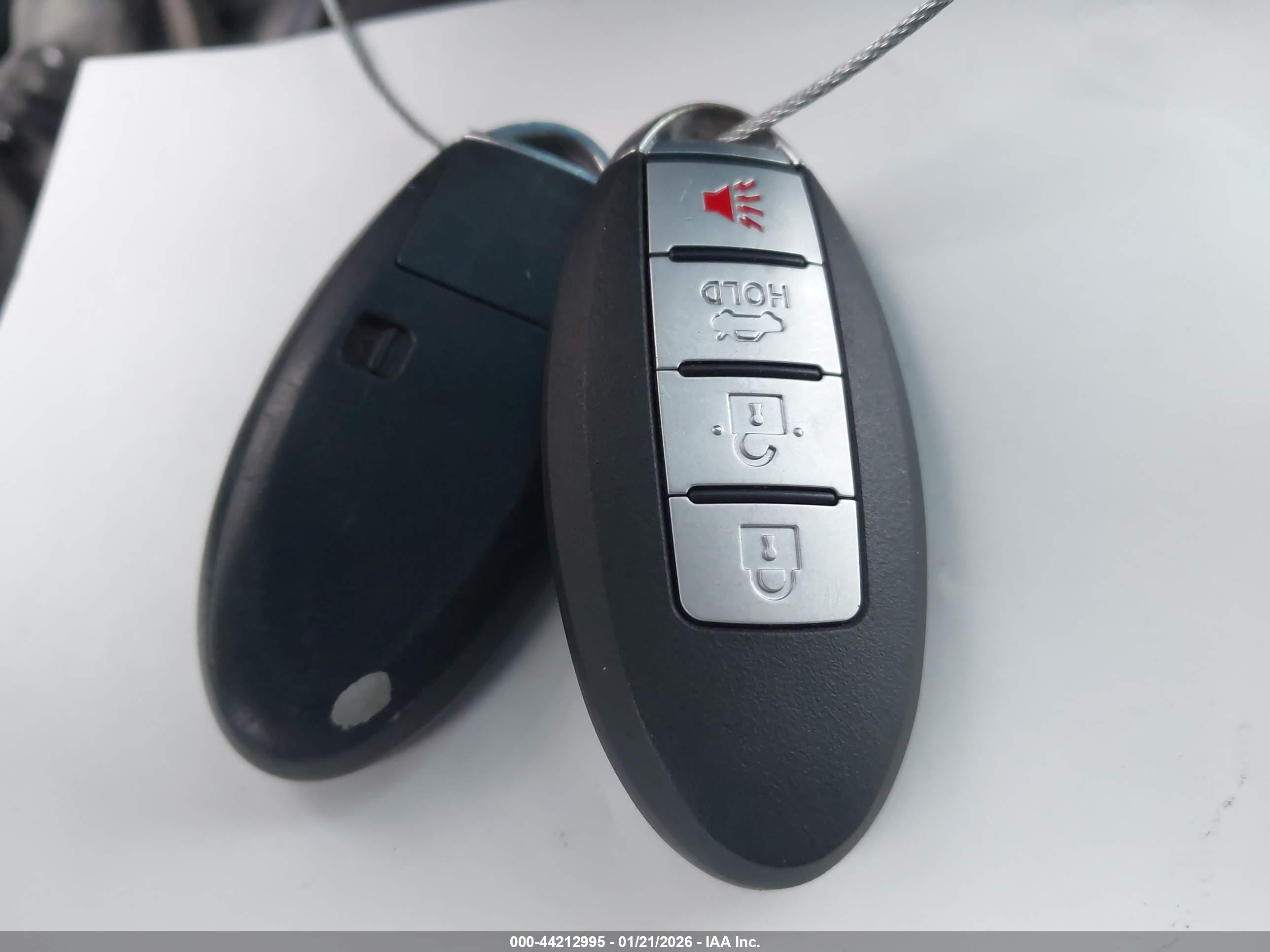 INFINITI G37 image 11