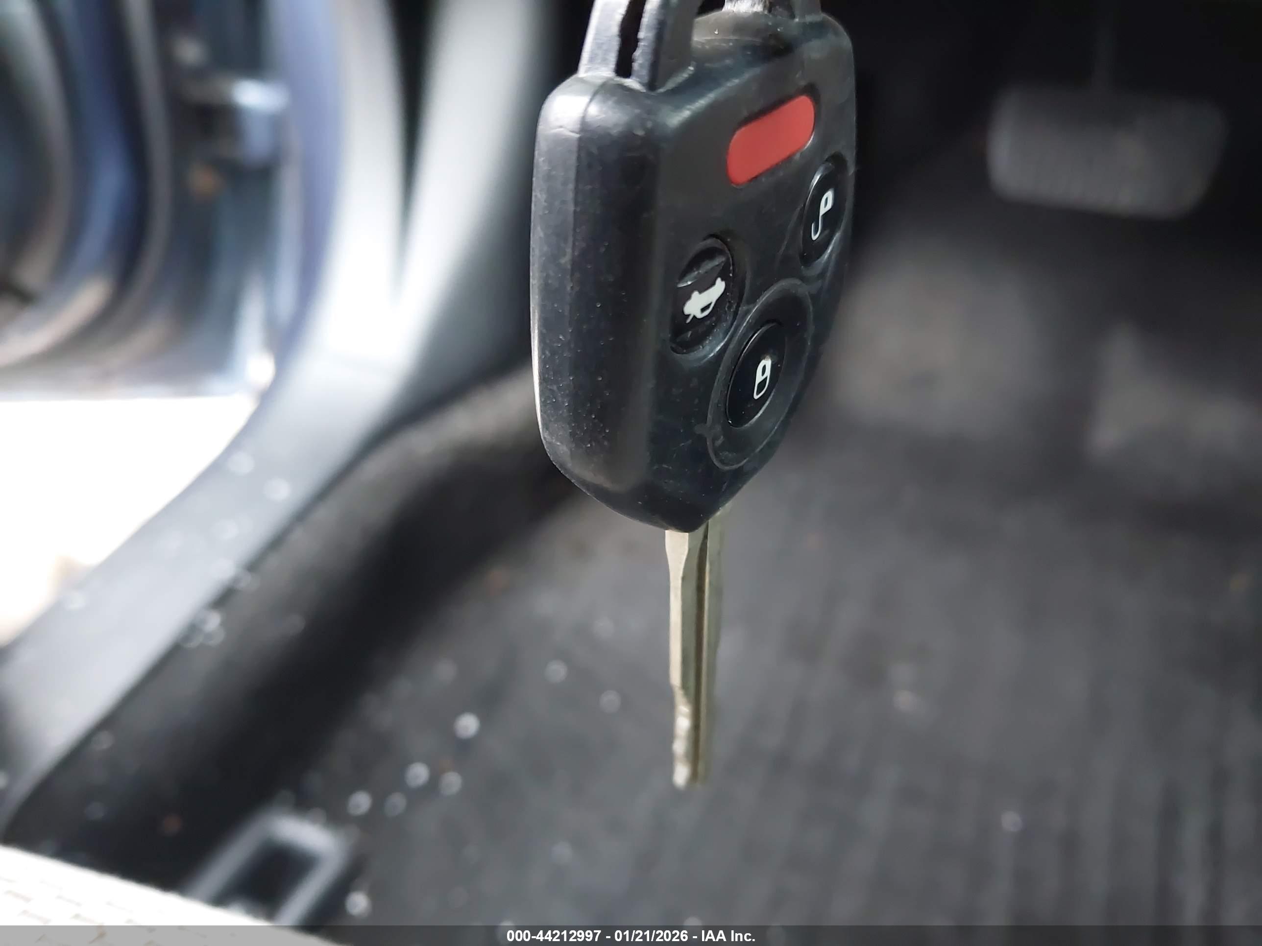 SUBARU OUTBACK image 11