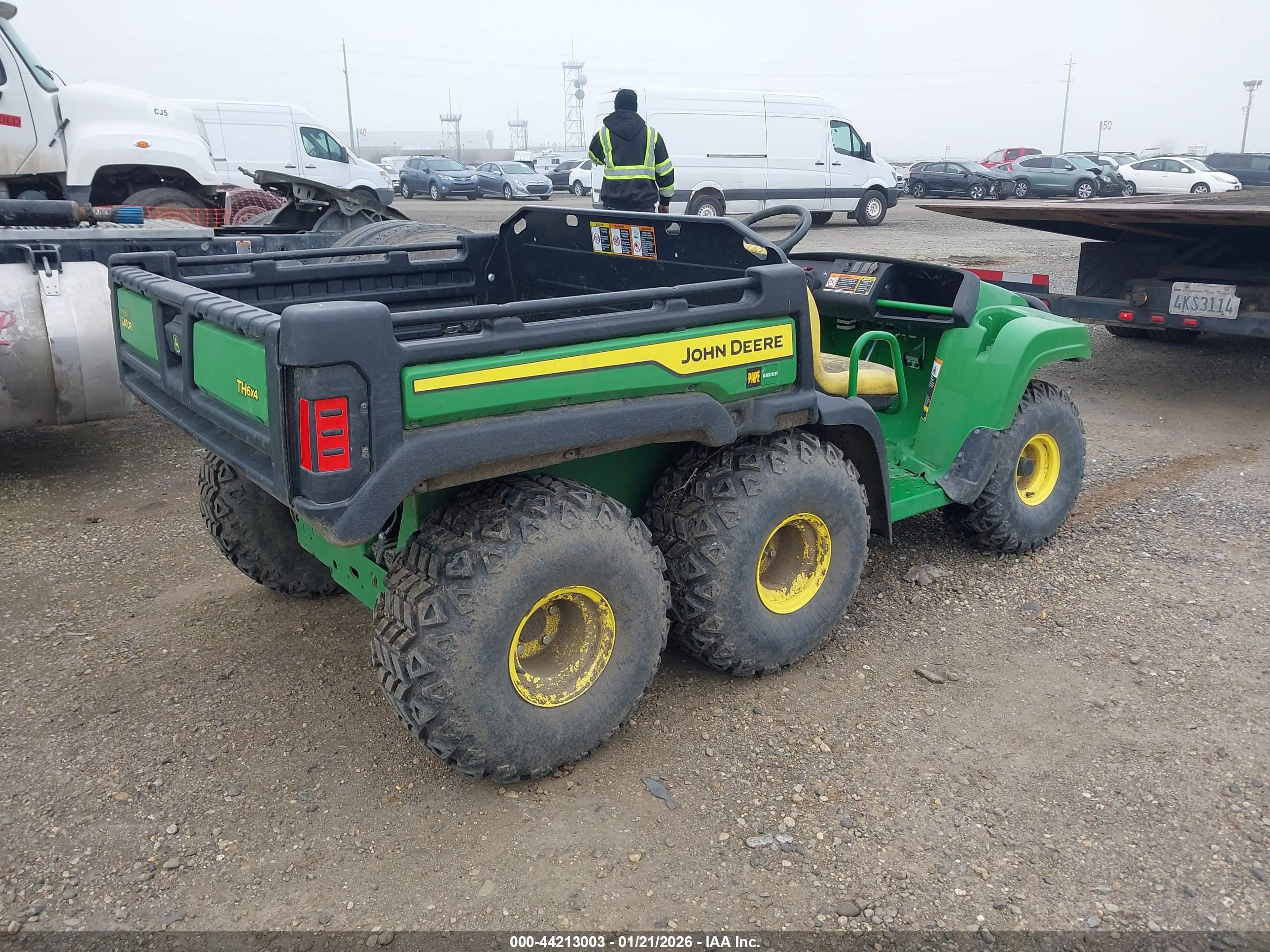 JOHN DEERE image 2