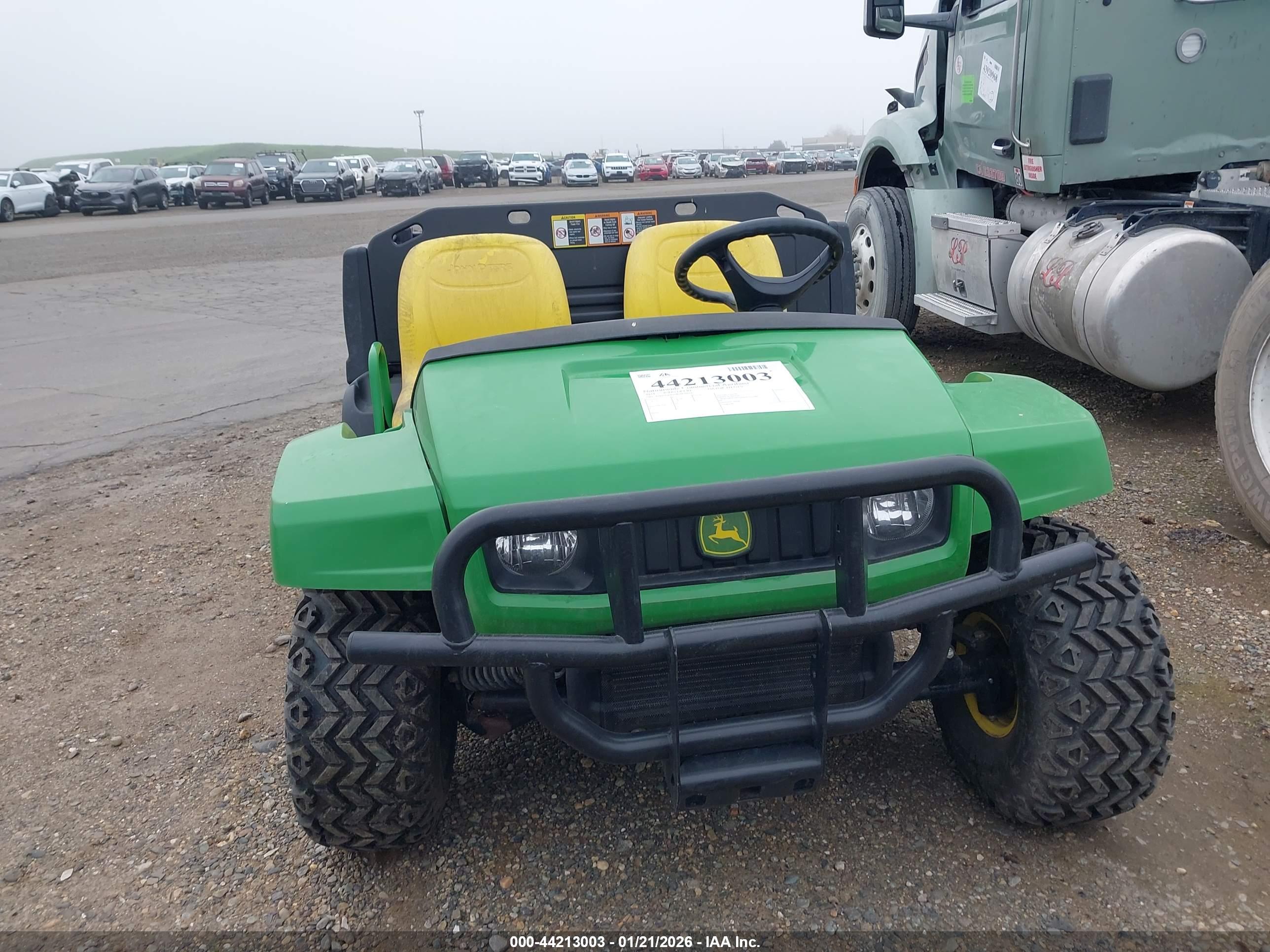 JOHN DEERE image 6