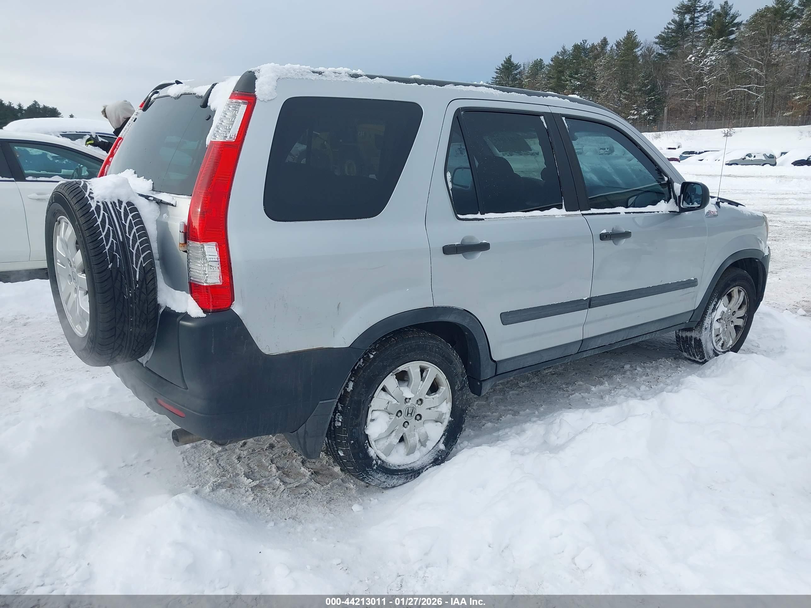 HONDA CR-V image 4