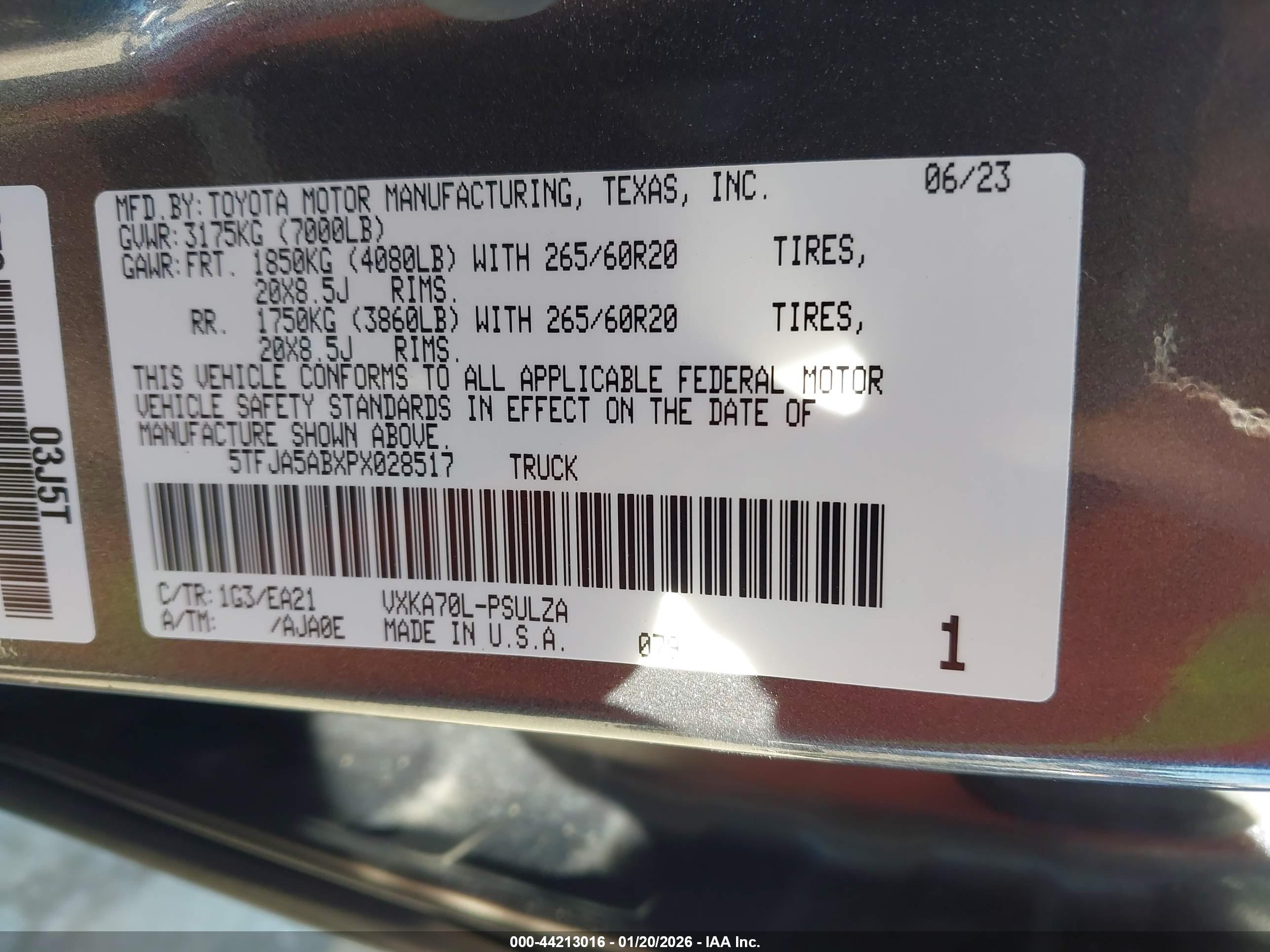 TOYOTA TUNDRA image 9