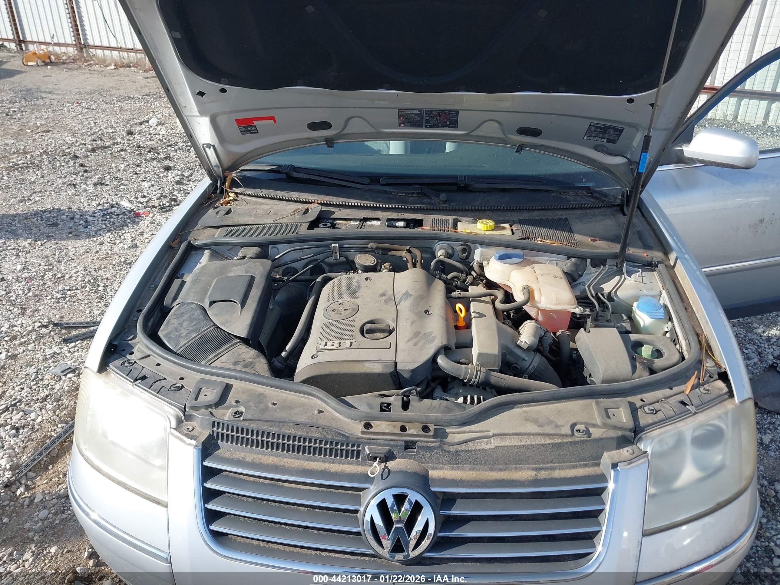 VOLKSWAGEN PASSAT image 10