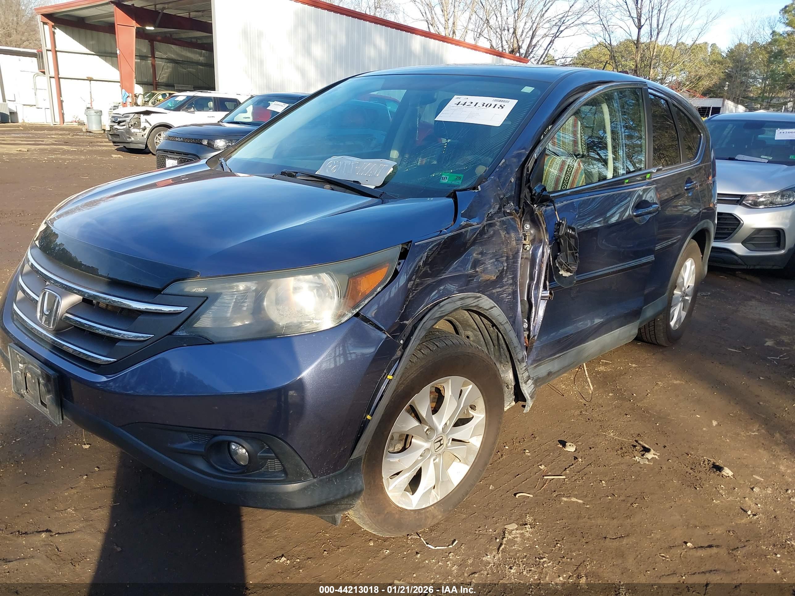 HONDA CR-V image 2