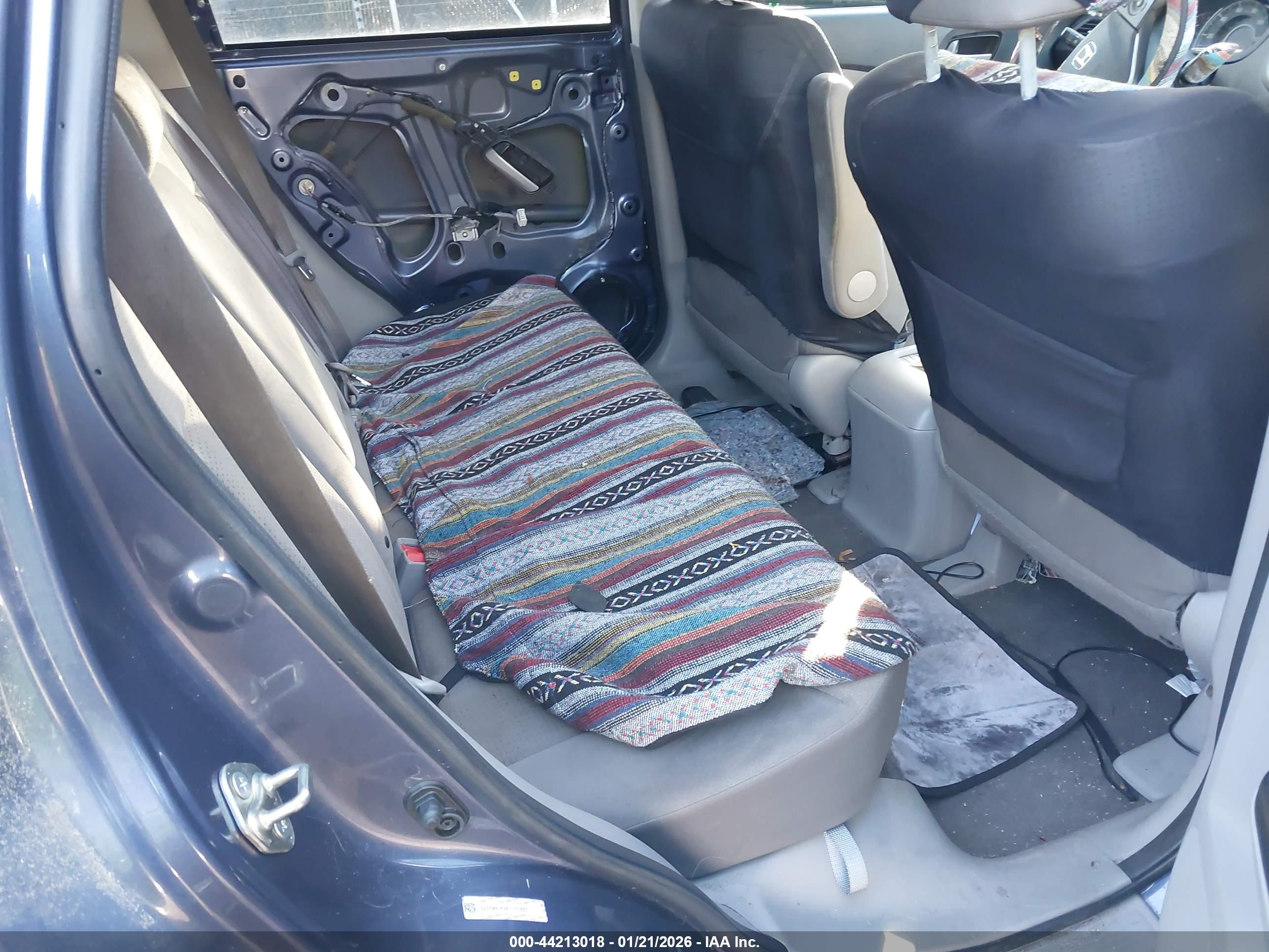 HONDA CR-V image 8