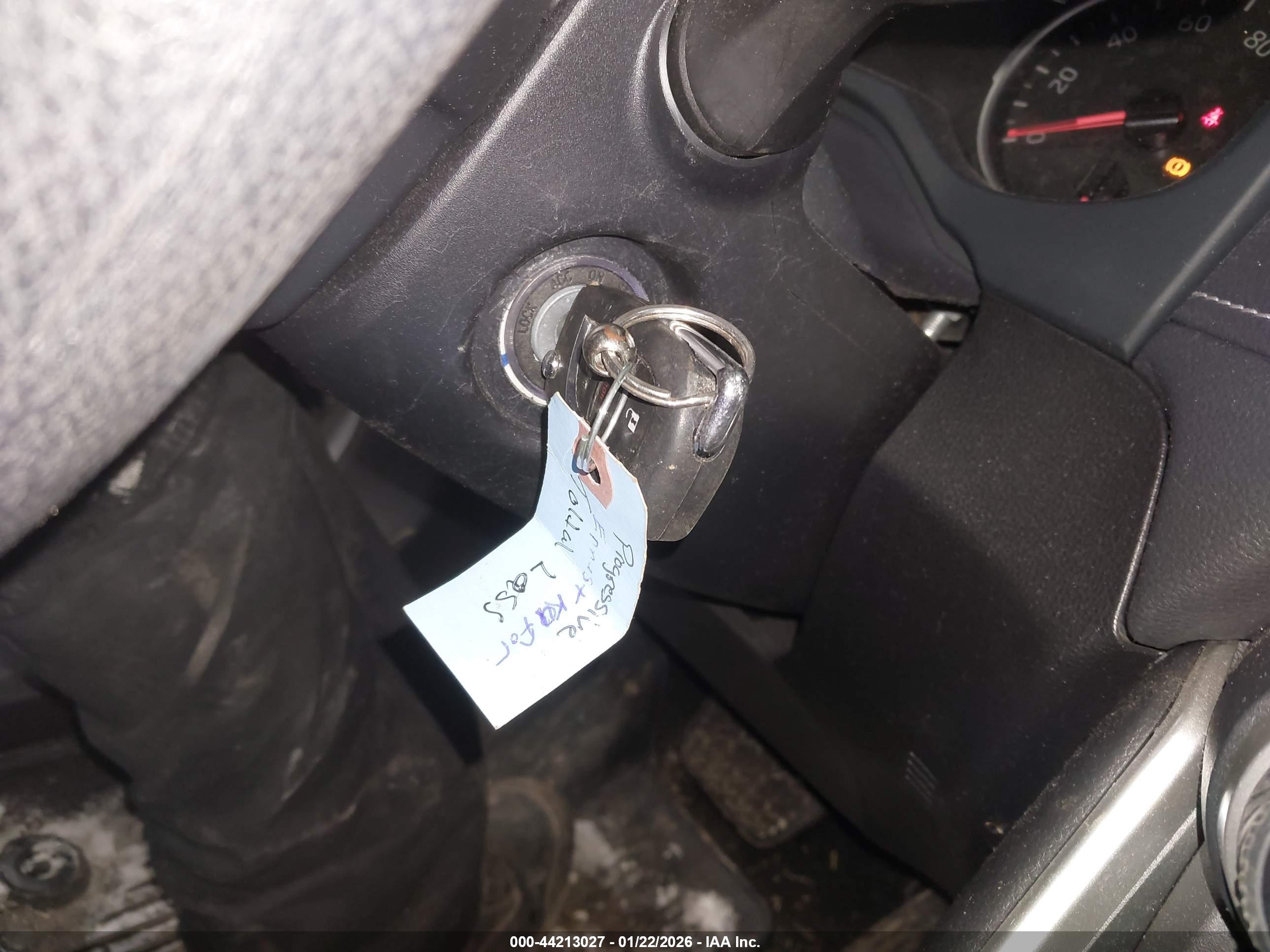 TOYOTA RAV4 image 11