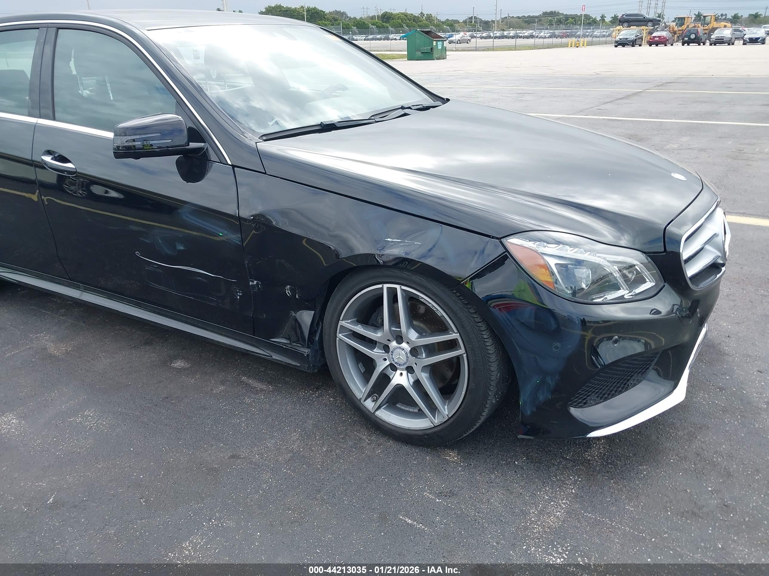 MERCEDES-BENZ E image 6