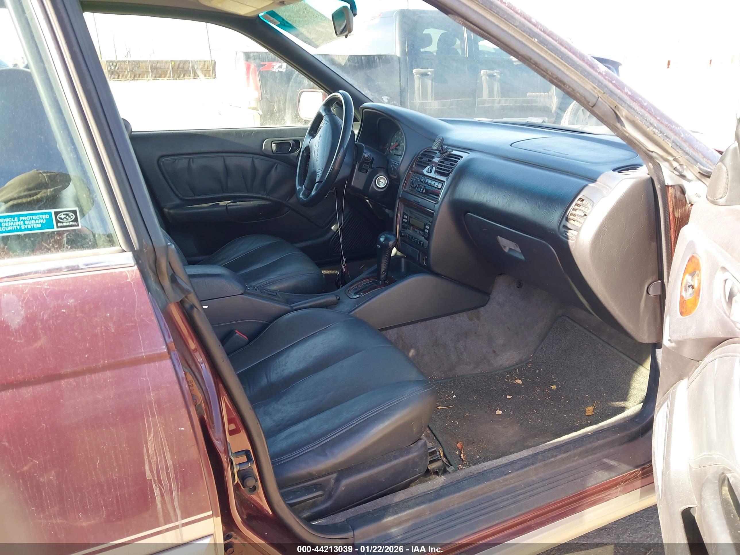 SUBARU LEGACY image 5