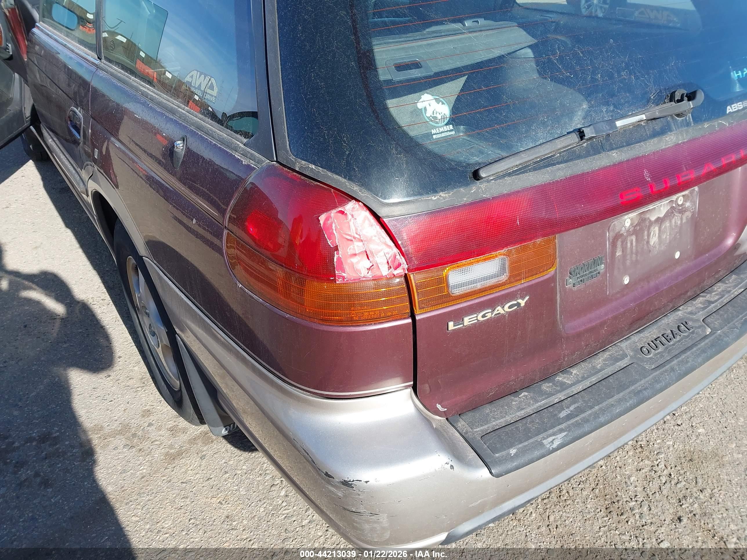 SUBARU LEGACY image 6