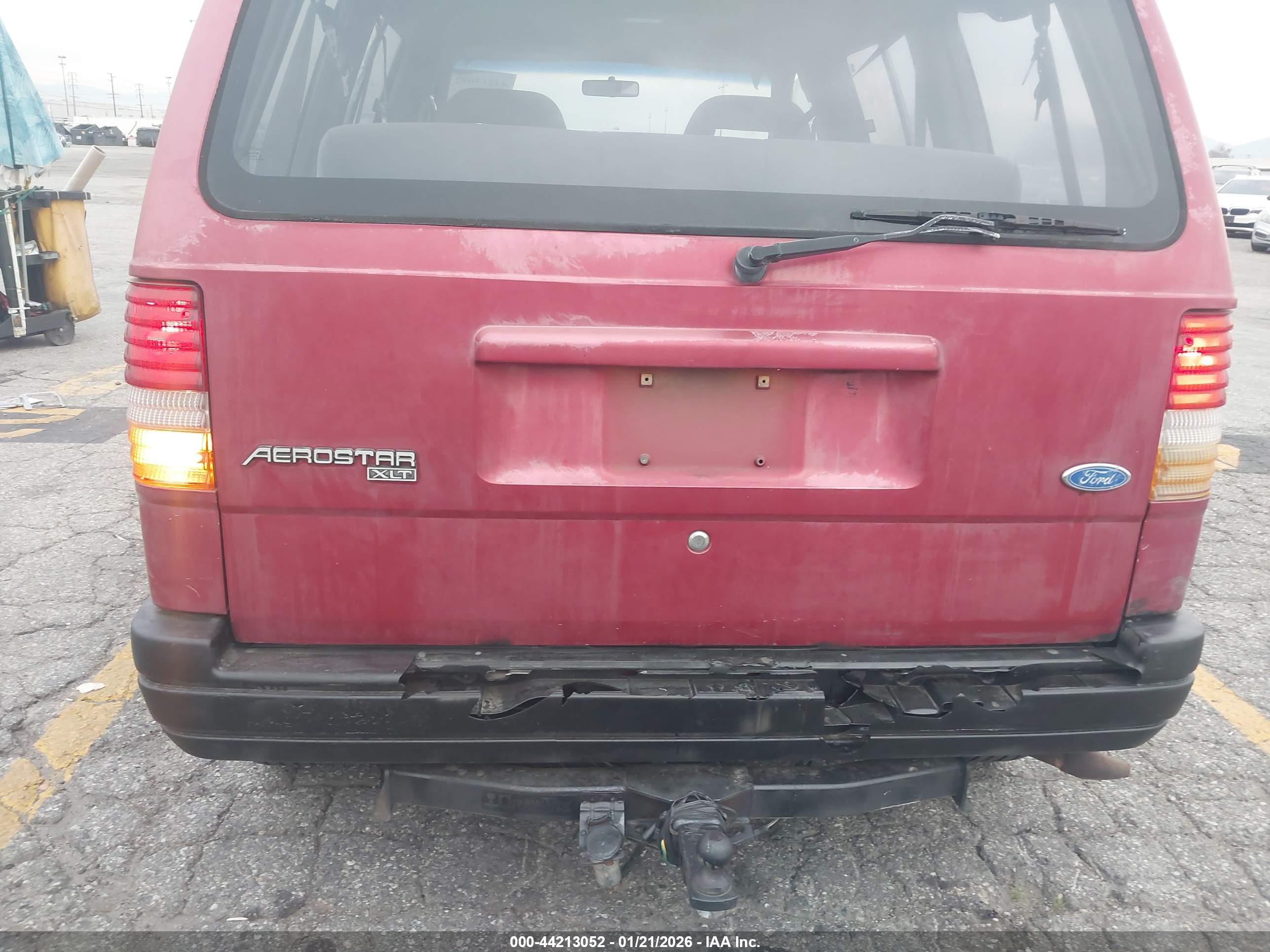 FORD AEROSTAR image 6