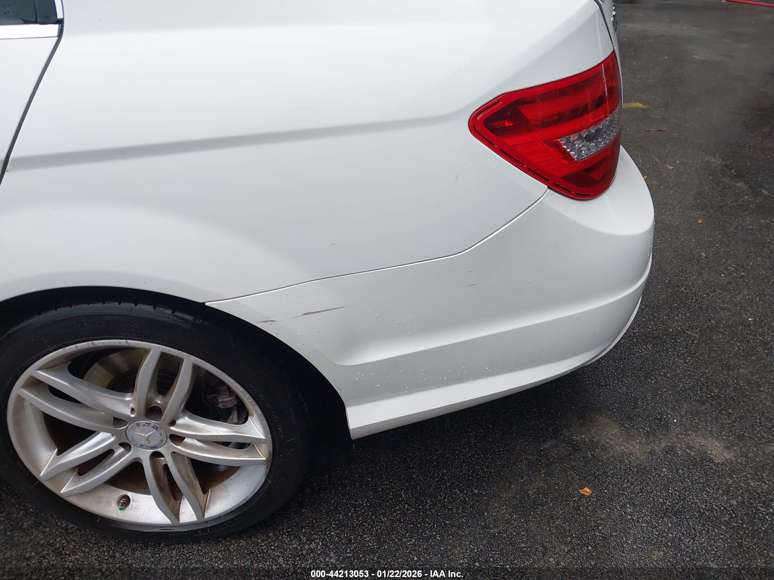 MERCEDES-BENZ C image 6