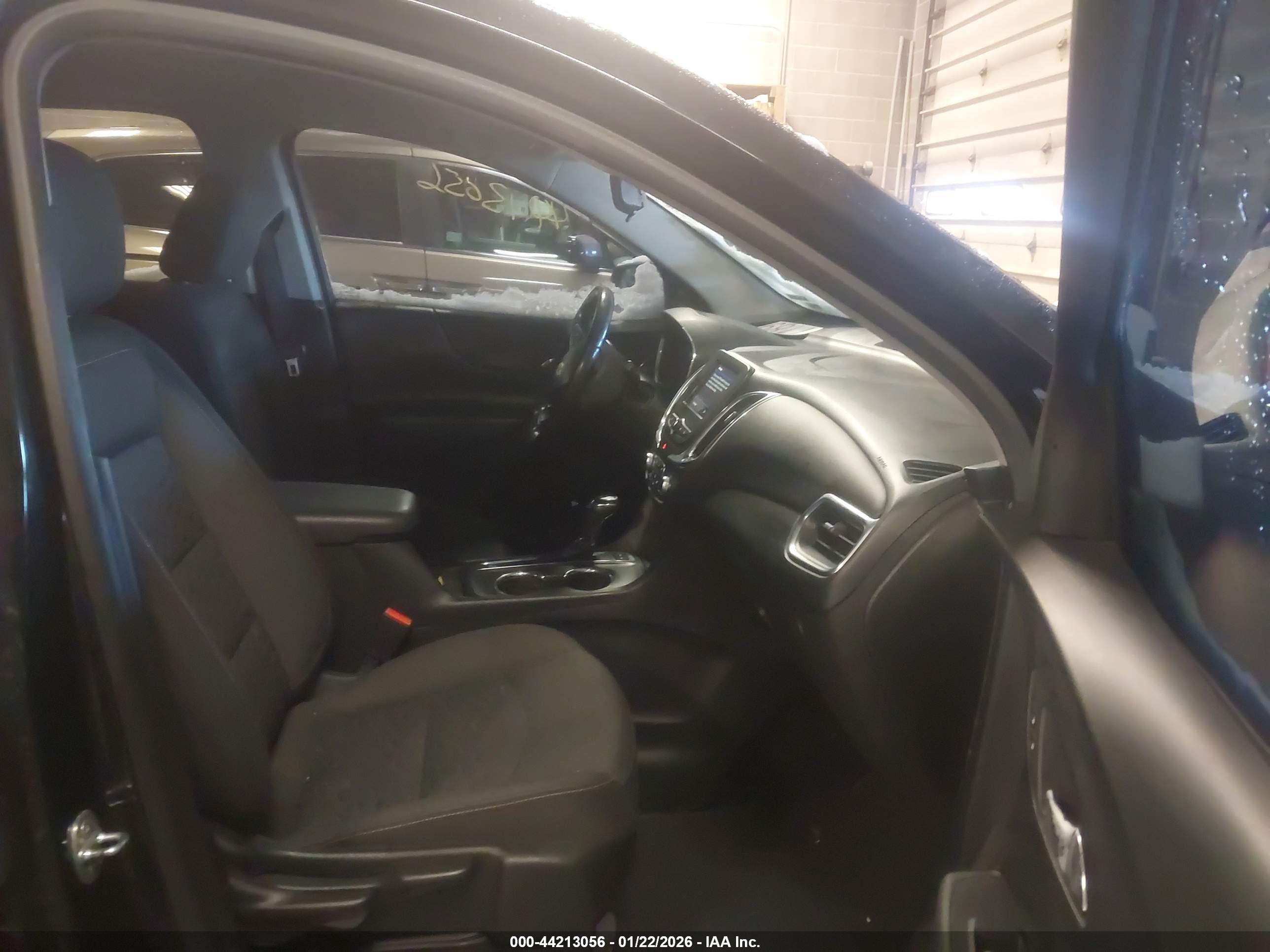 CHEVROLET EQUINOX image 5