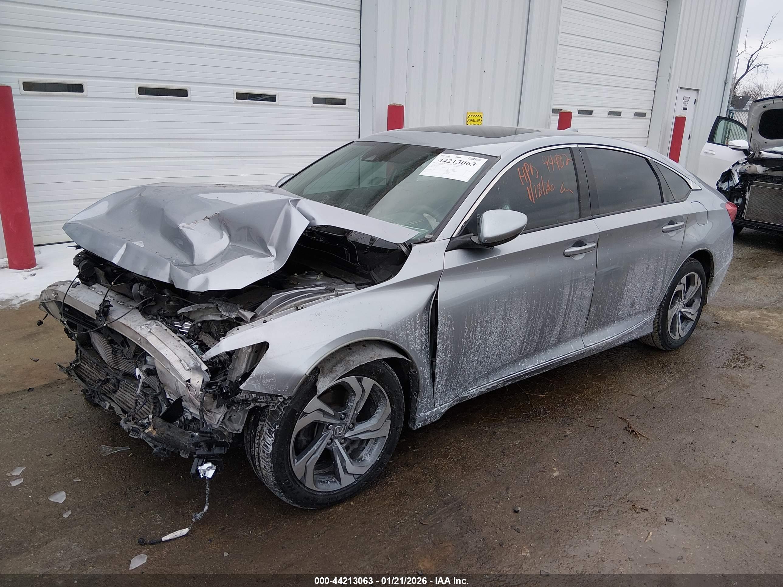 HONDA ACCORD image 2