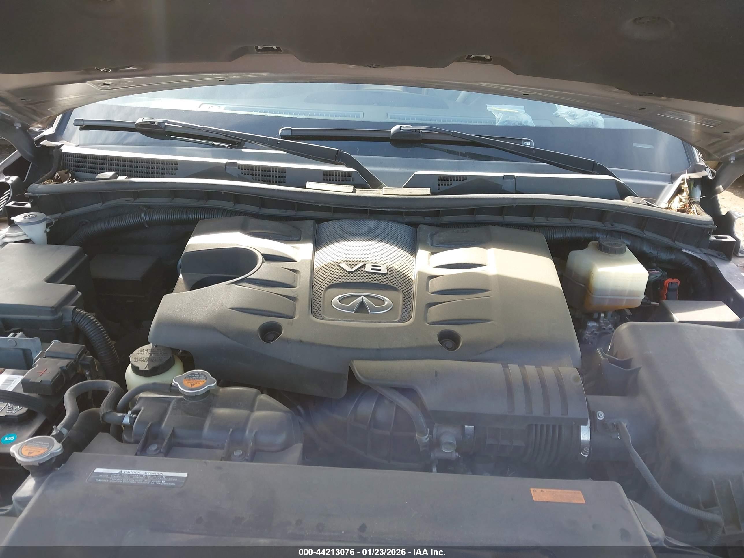 INFINITI QX56 image 10