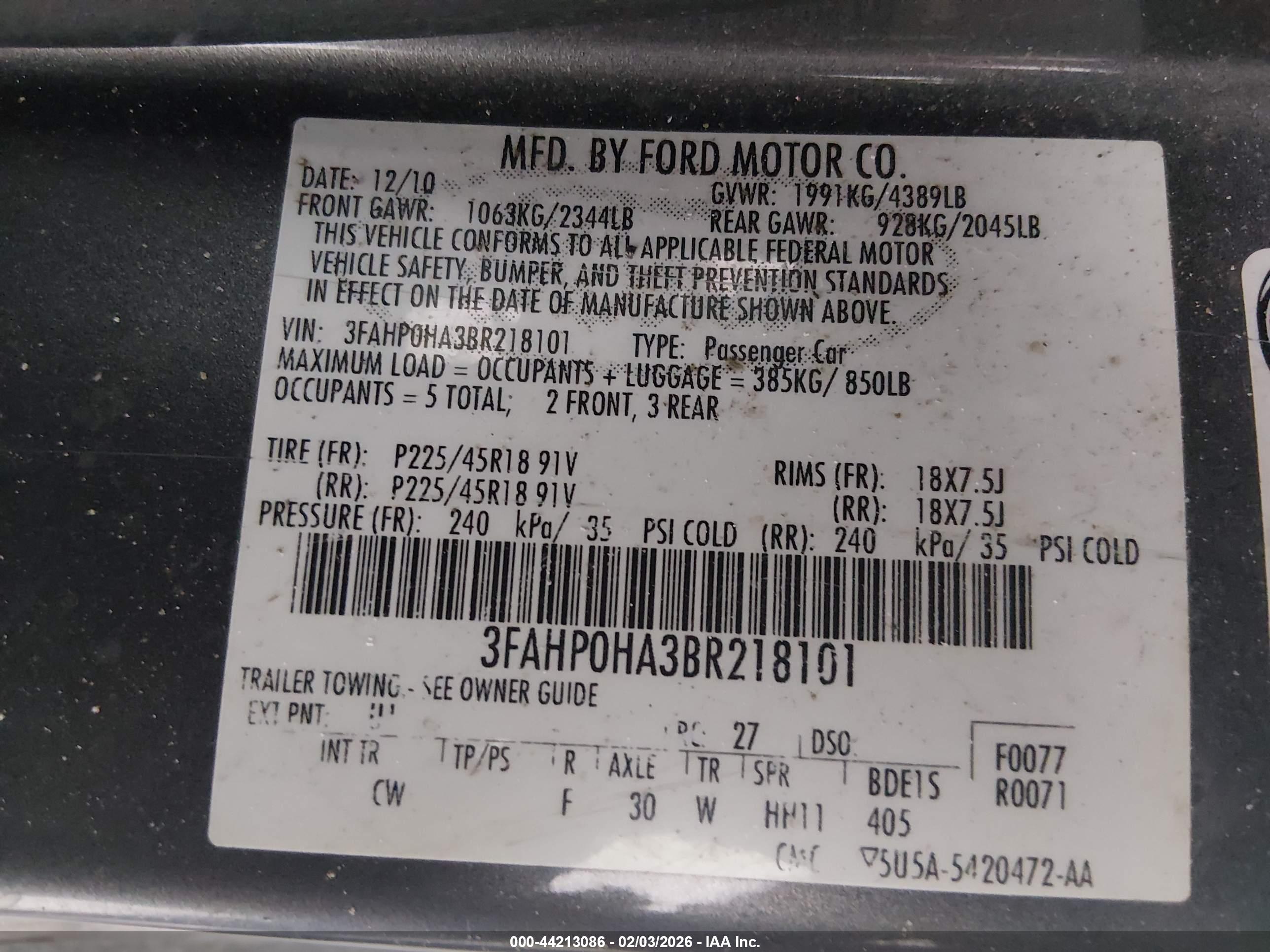 FORD FUSION image 9