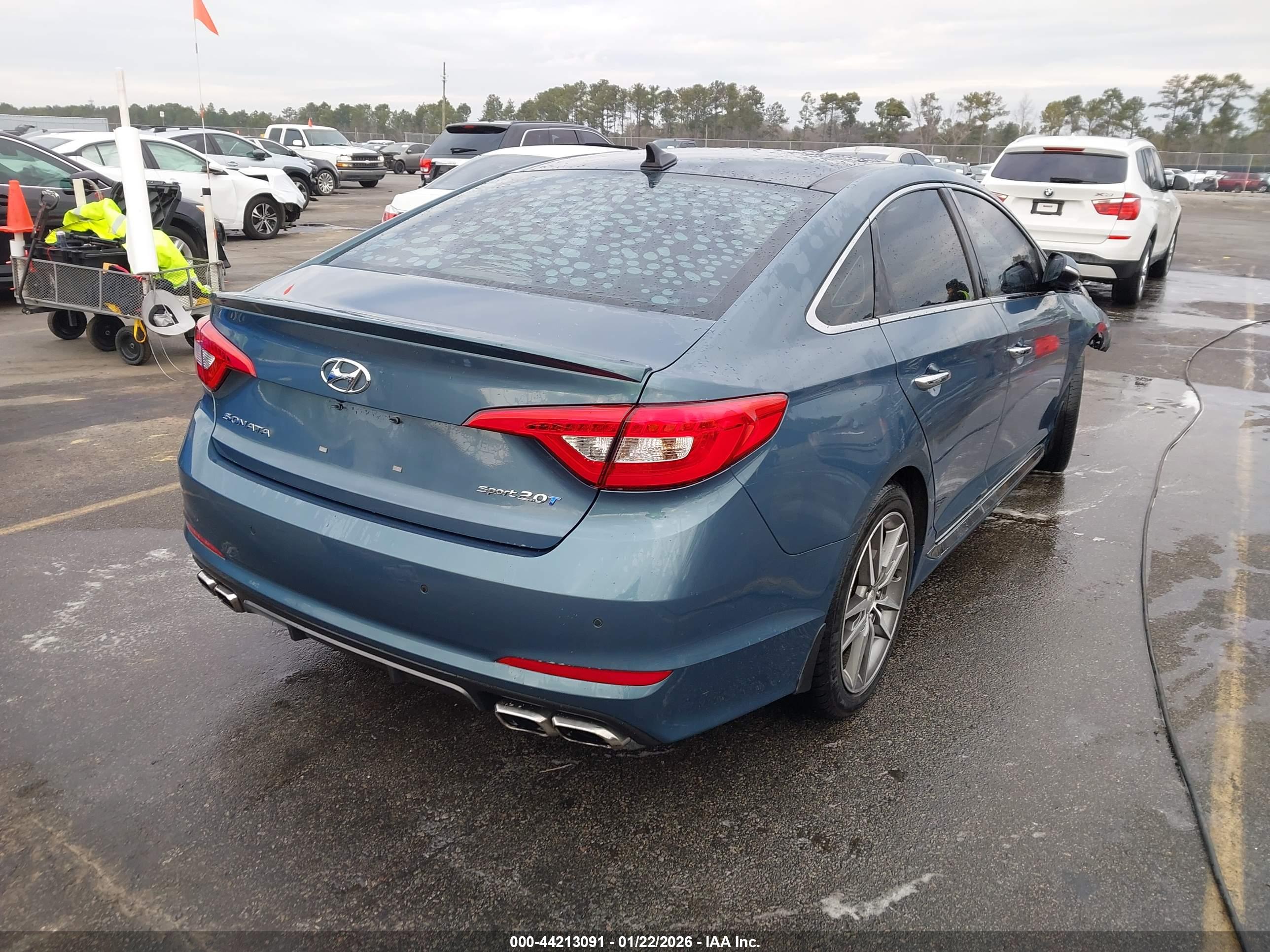 HYUNDAI SONATA image 4