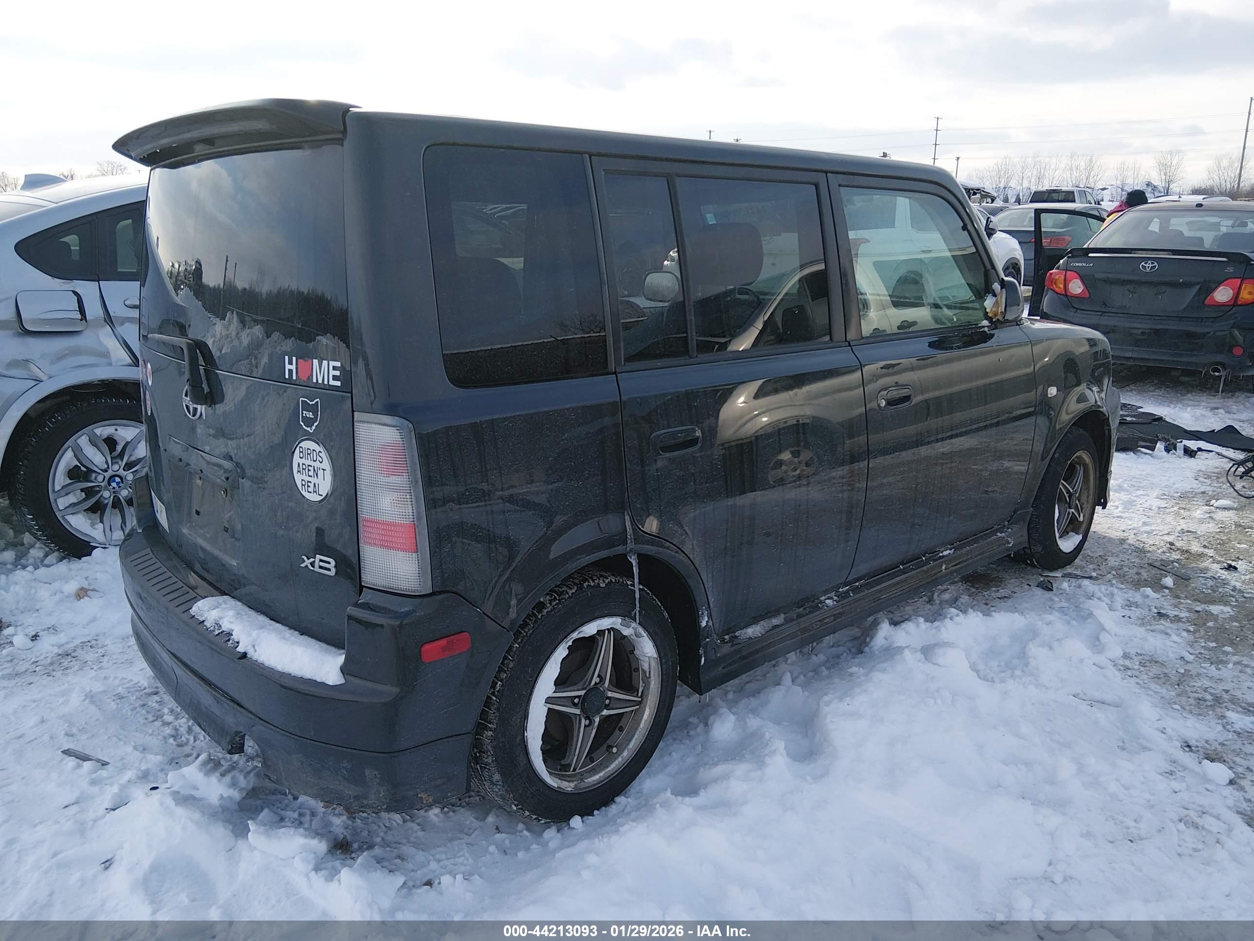 SCION XB image 4