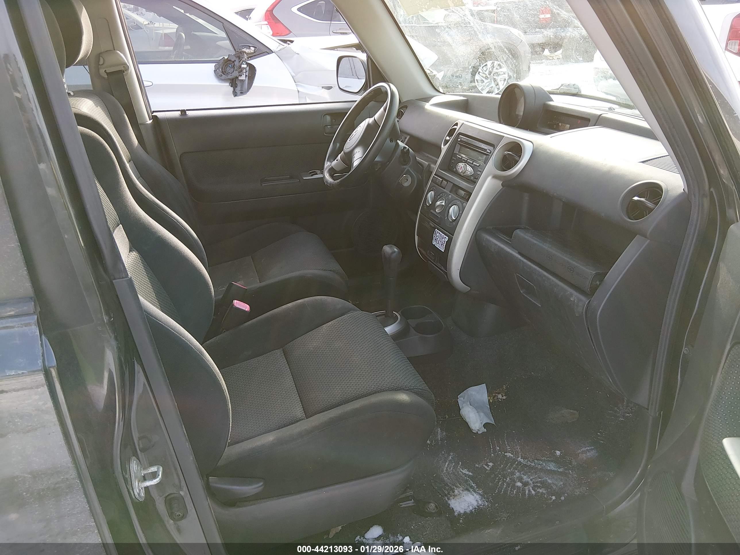 SCION XB image 5
