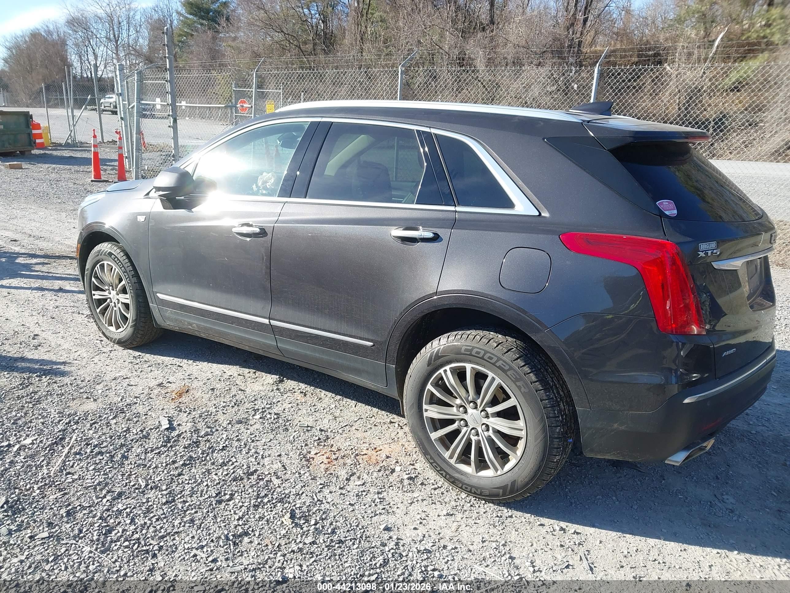 CADILLAC XT5 image 3