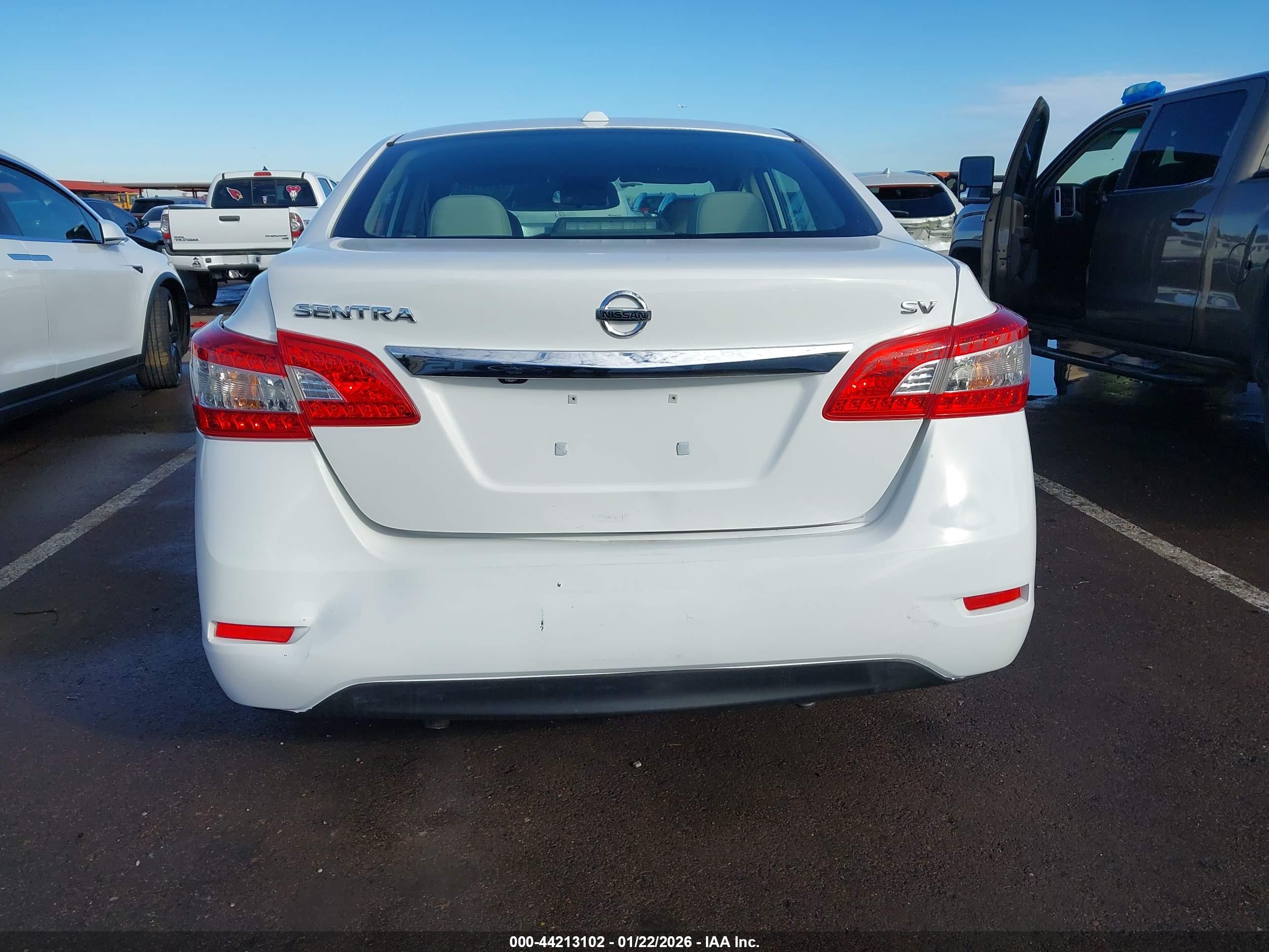 NISSAN SENTRA image 6