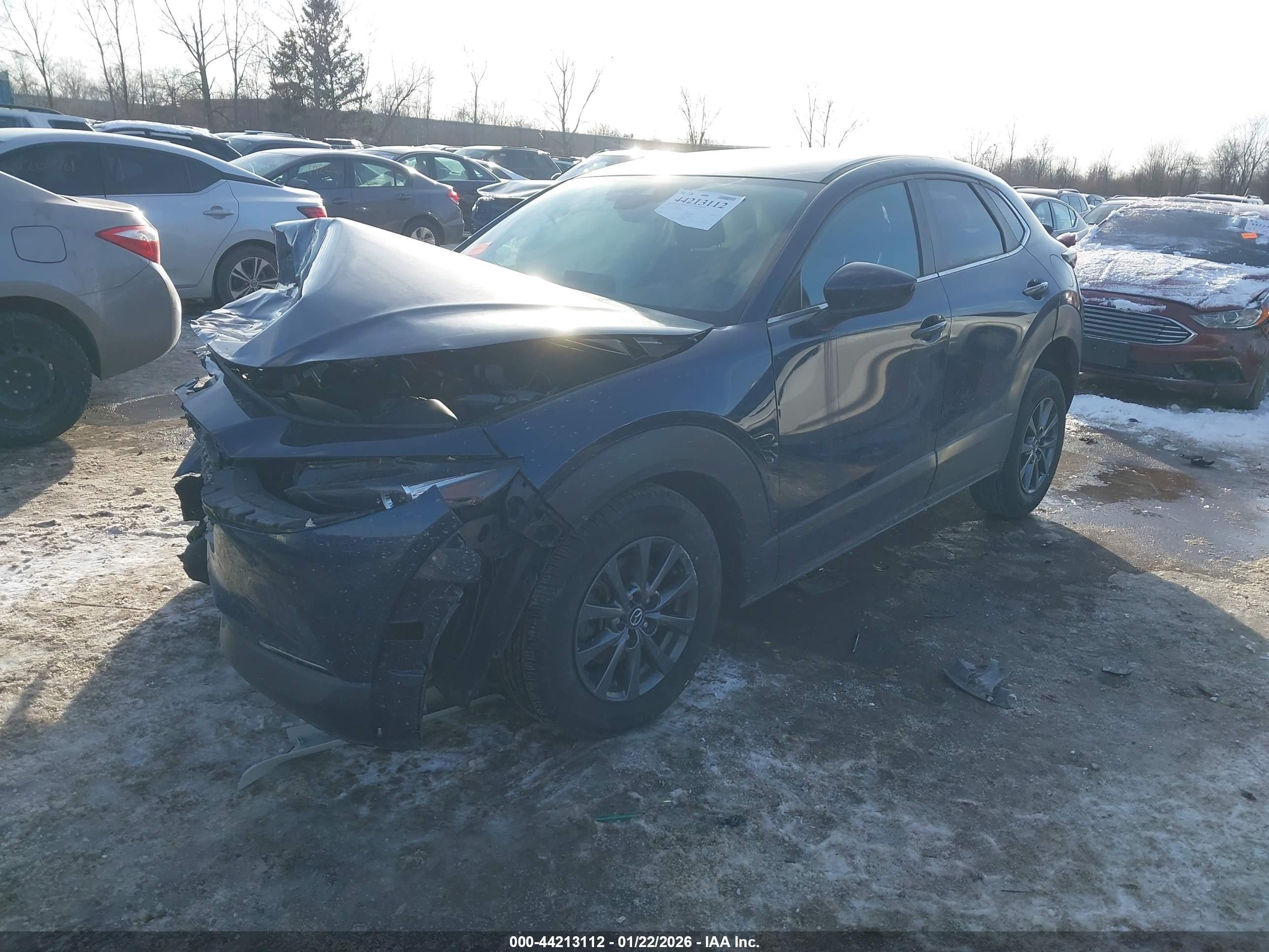 MAZDA CX-30 image 2