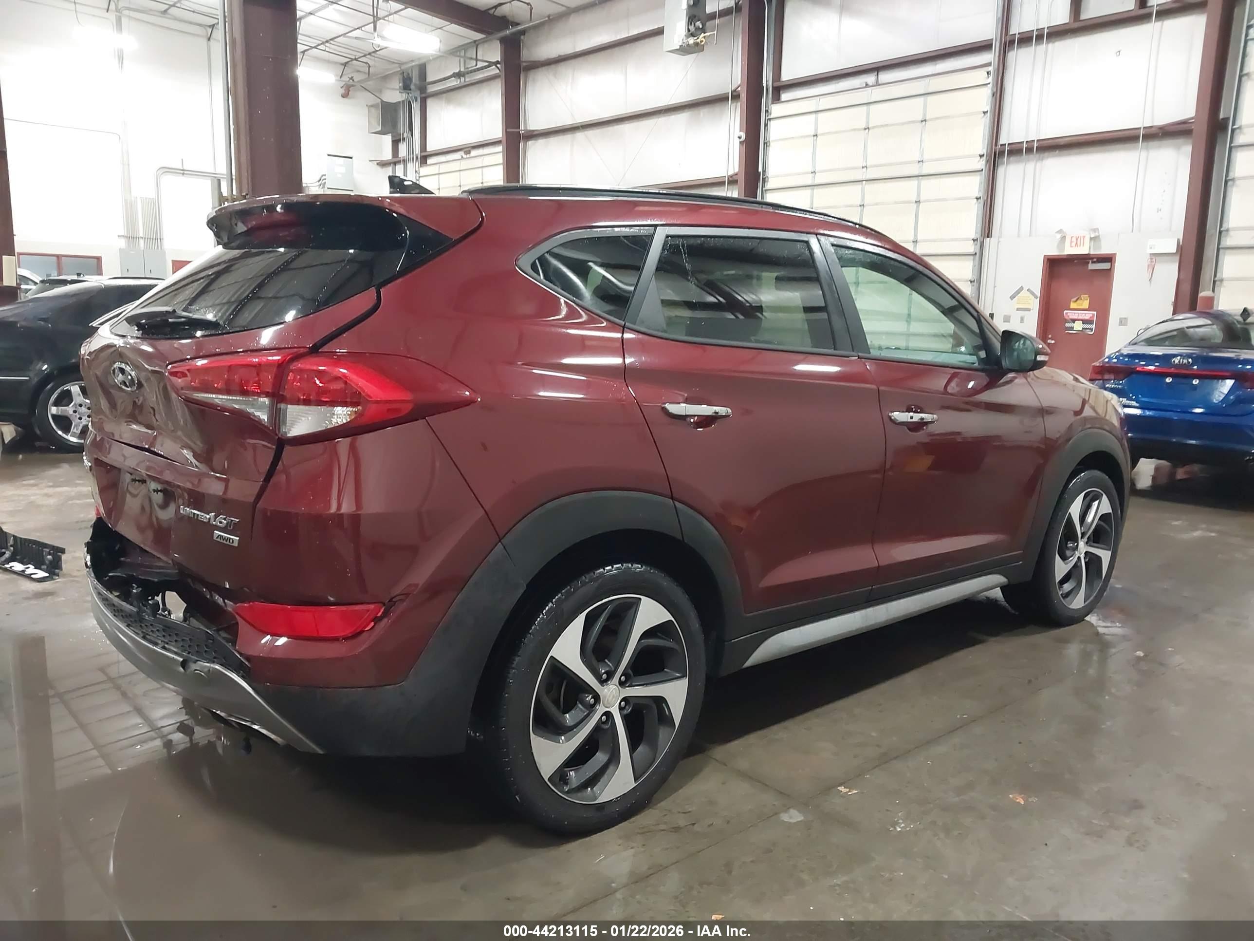 HYUNDAI TUCSON image 4