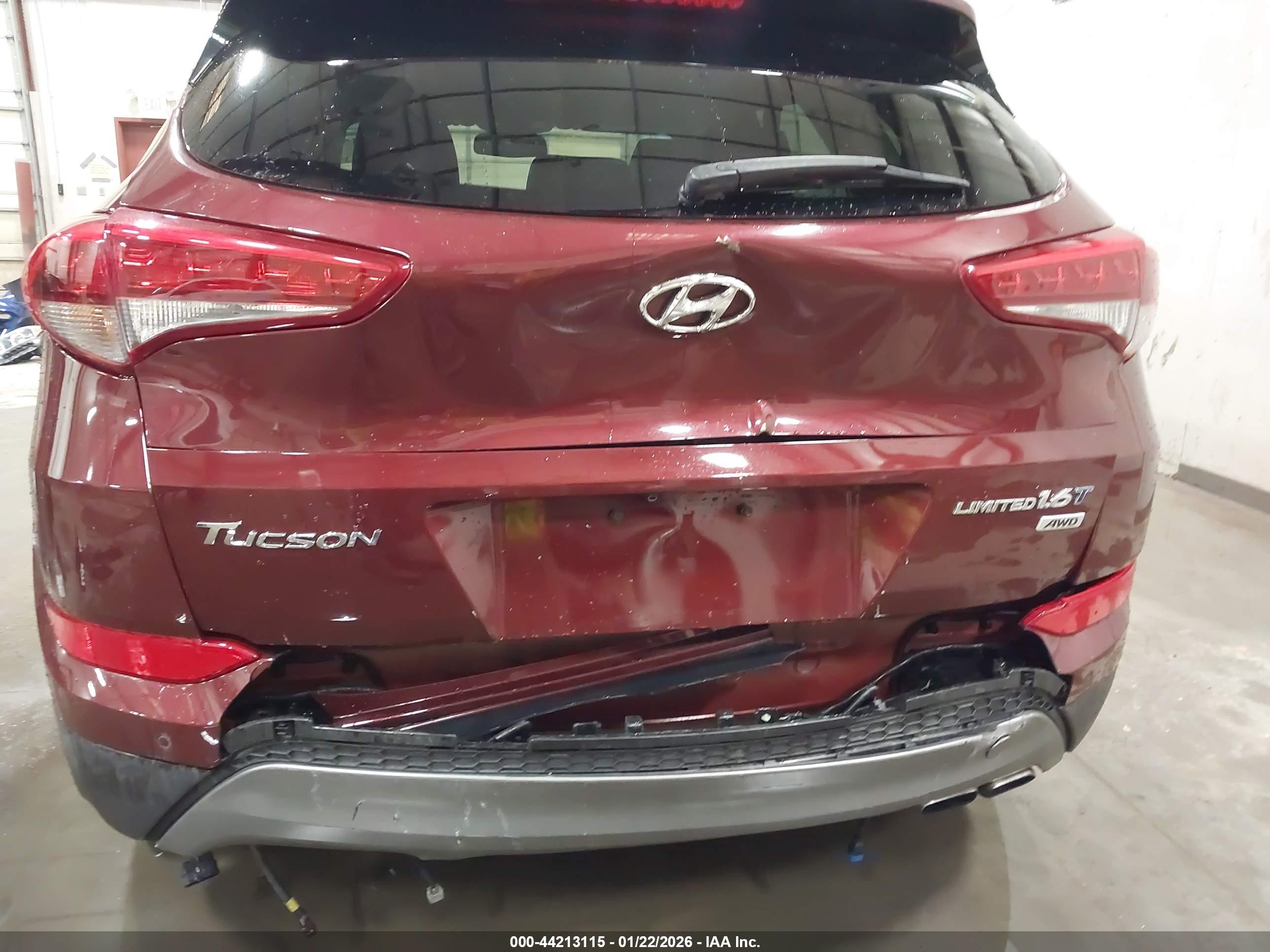 HYUNDAI TUCSON image 6