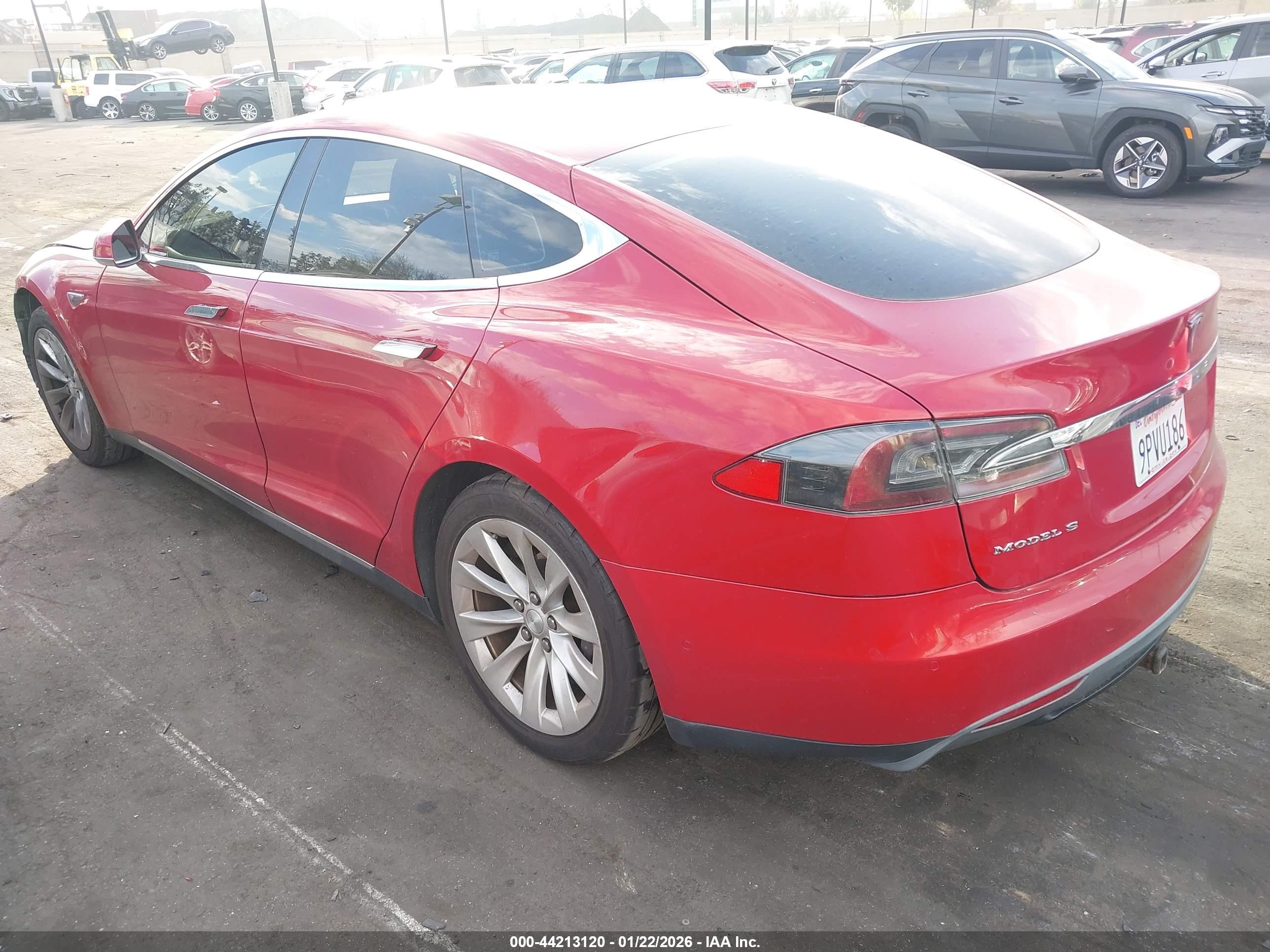 TESLA MODEL image 3