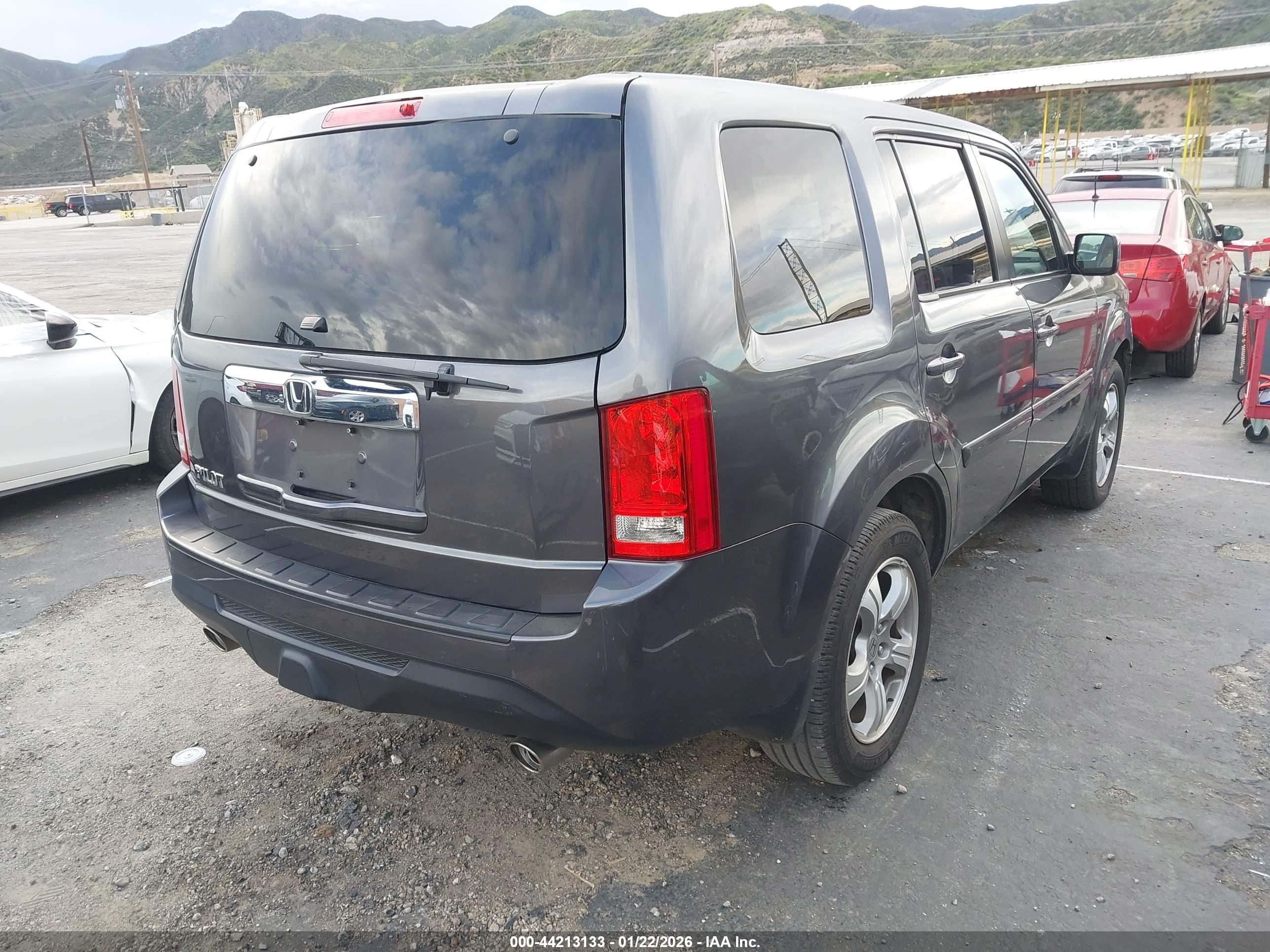 HONDA PILOT image 4