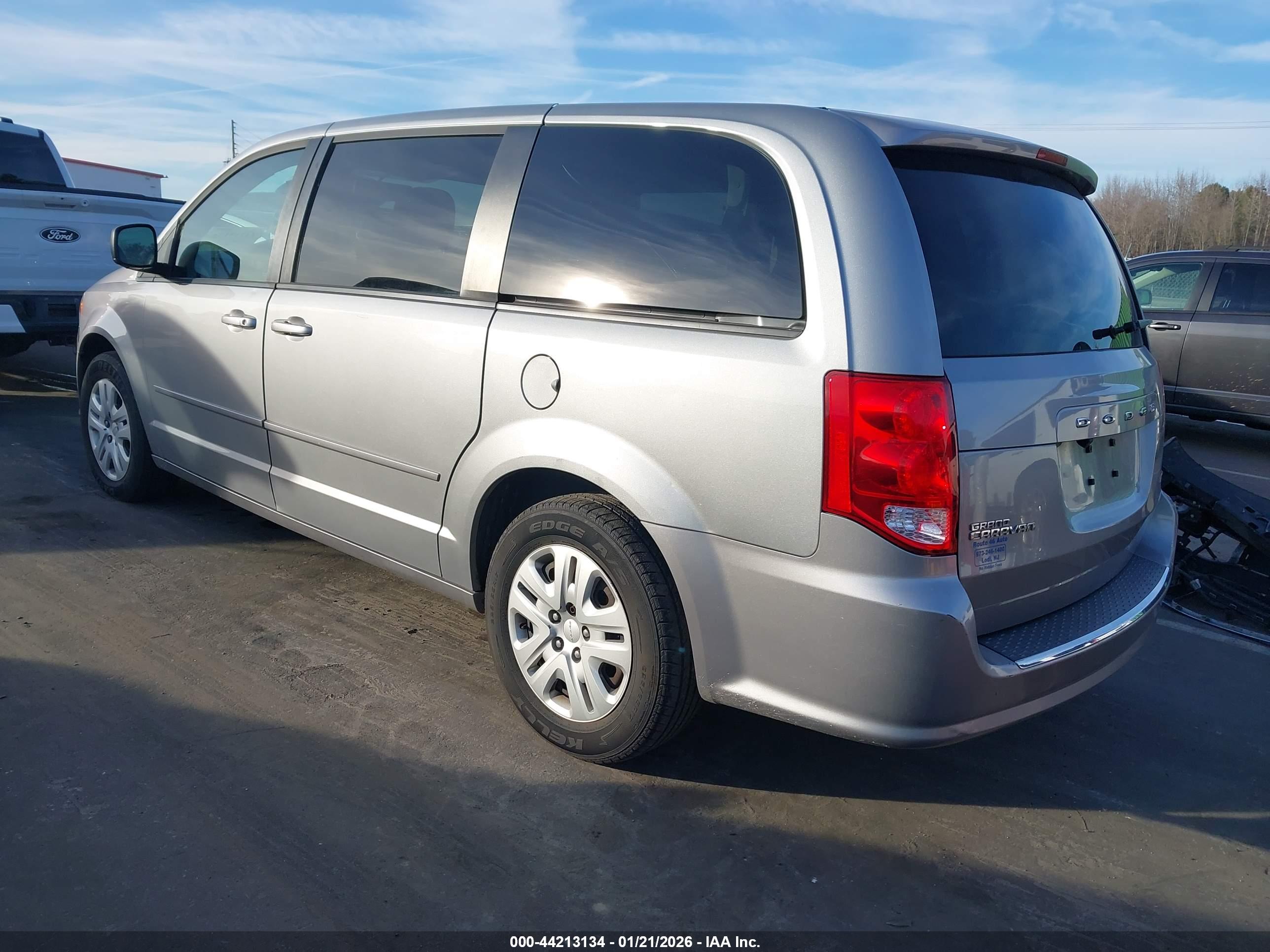 DODGE GRAND image 3